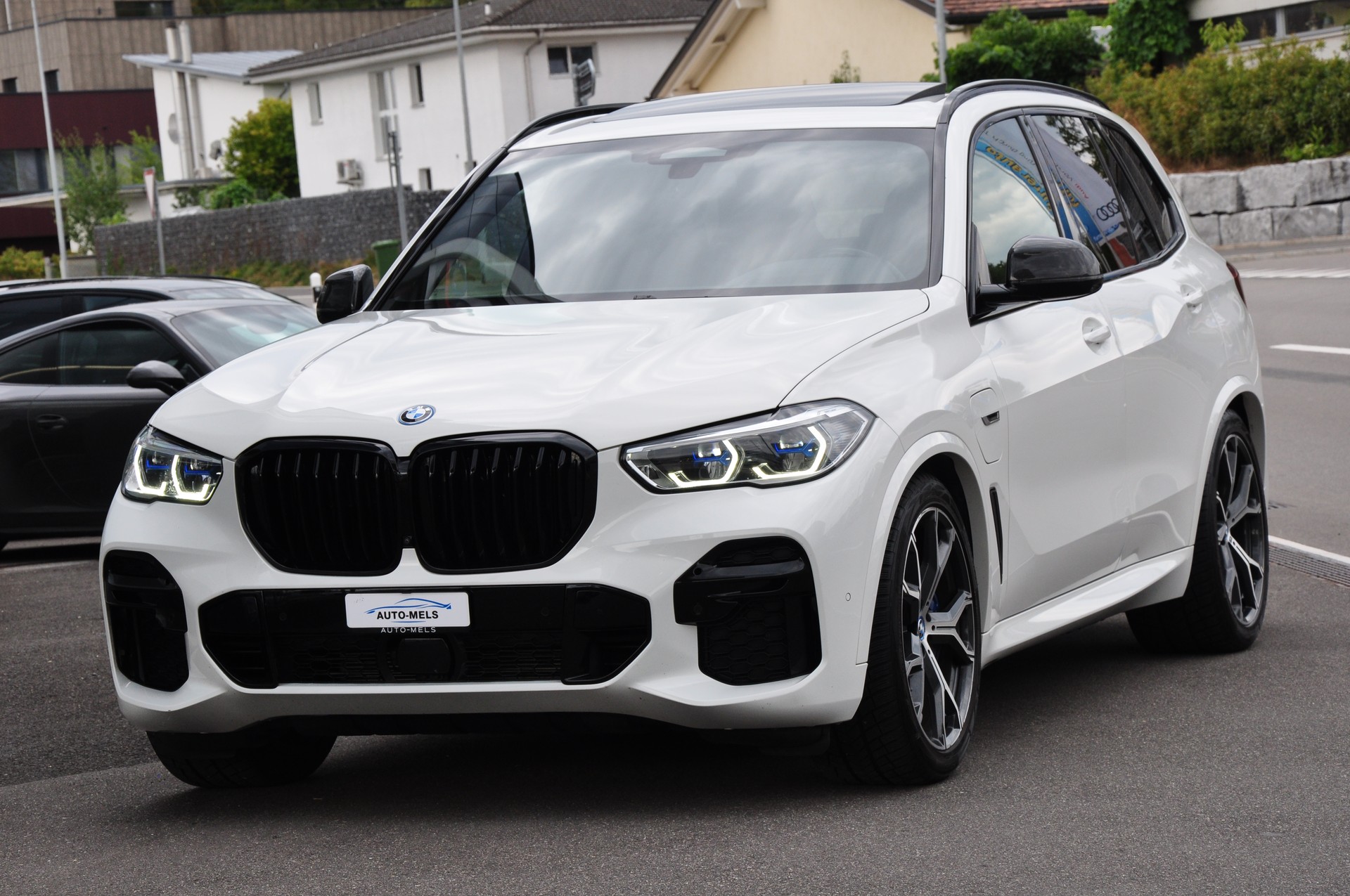 BMW X5 xDrive45e M Sport Steptronic-image-12