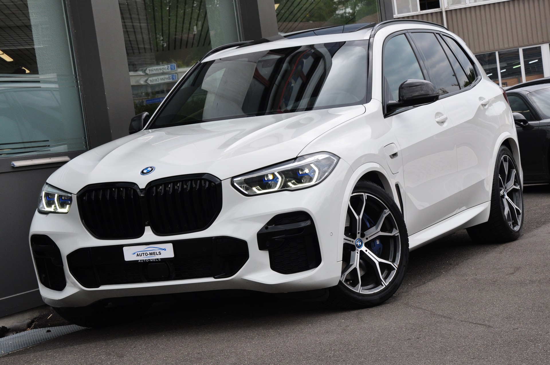 BMW X5 xDrive45e M Sport Steptronic-image-5
