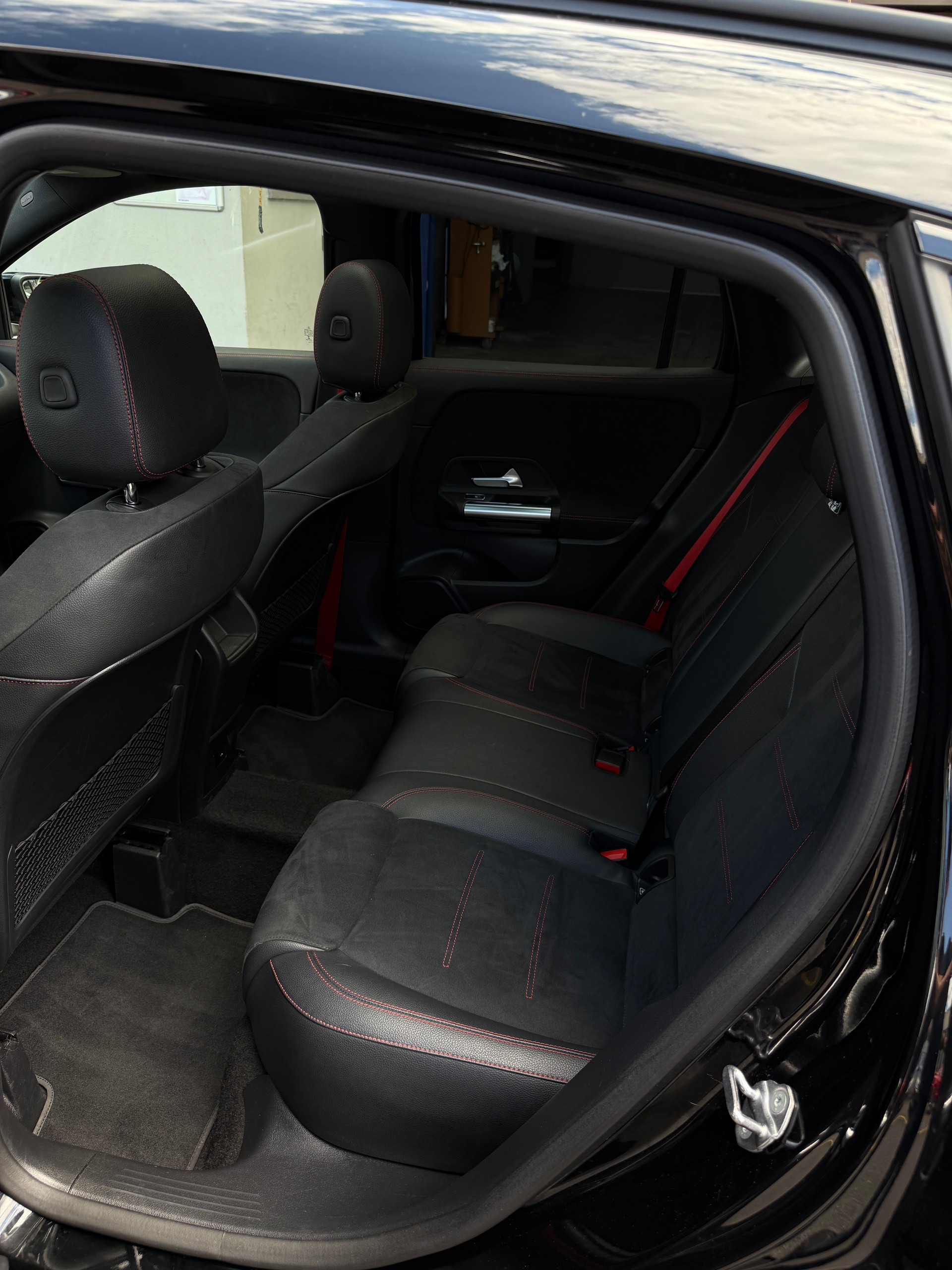 MERCEDES-BENZ GLA 45 AMG 4Matic+ 8G-Speedshift DCT-image-8