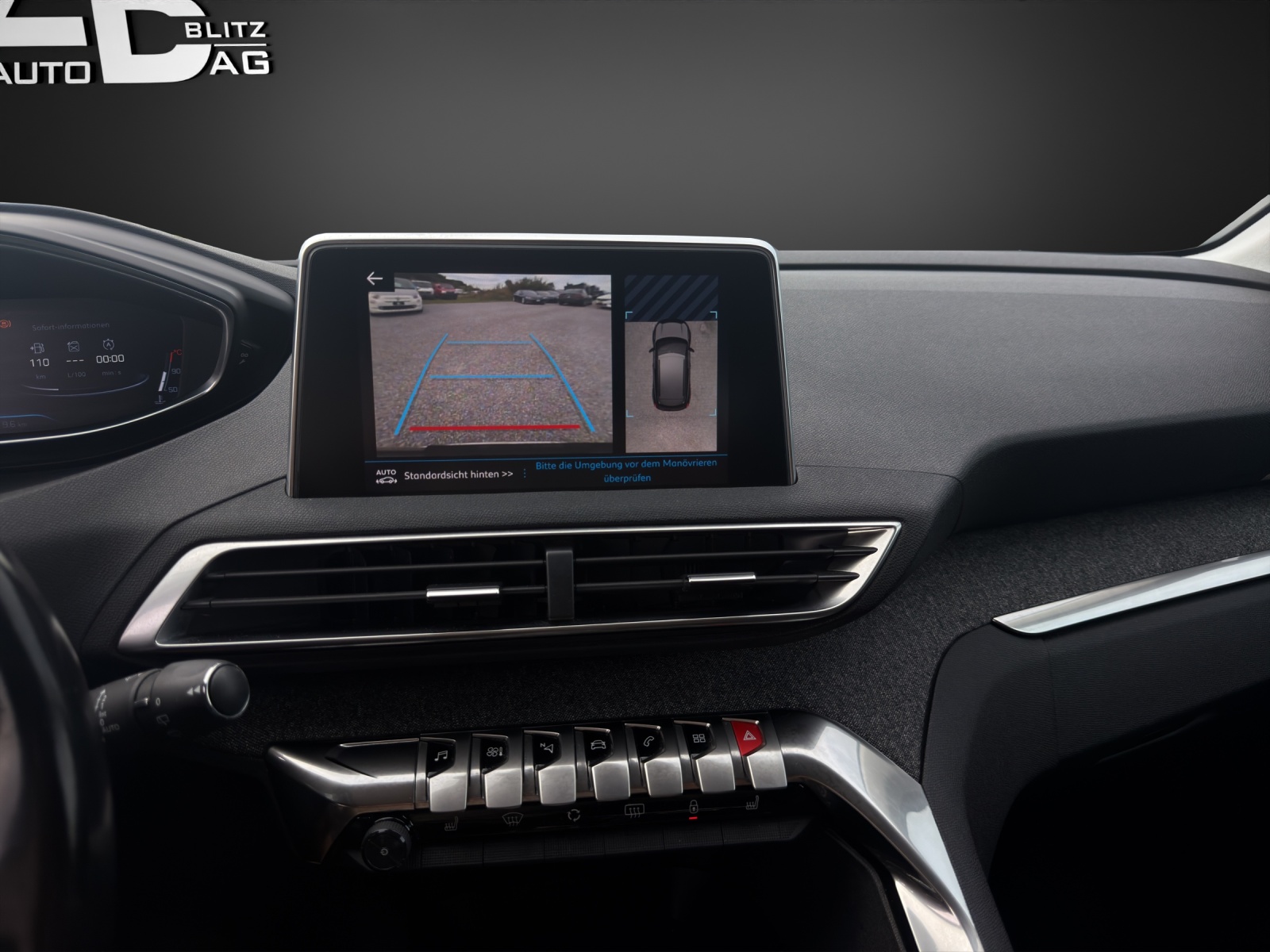 PEUGEOT 3008 1.2 PureTech Allure EAT-image-11