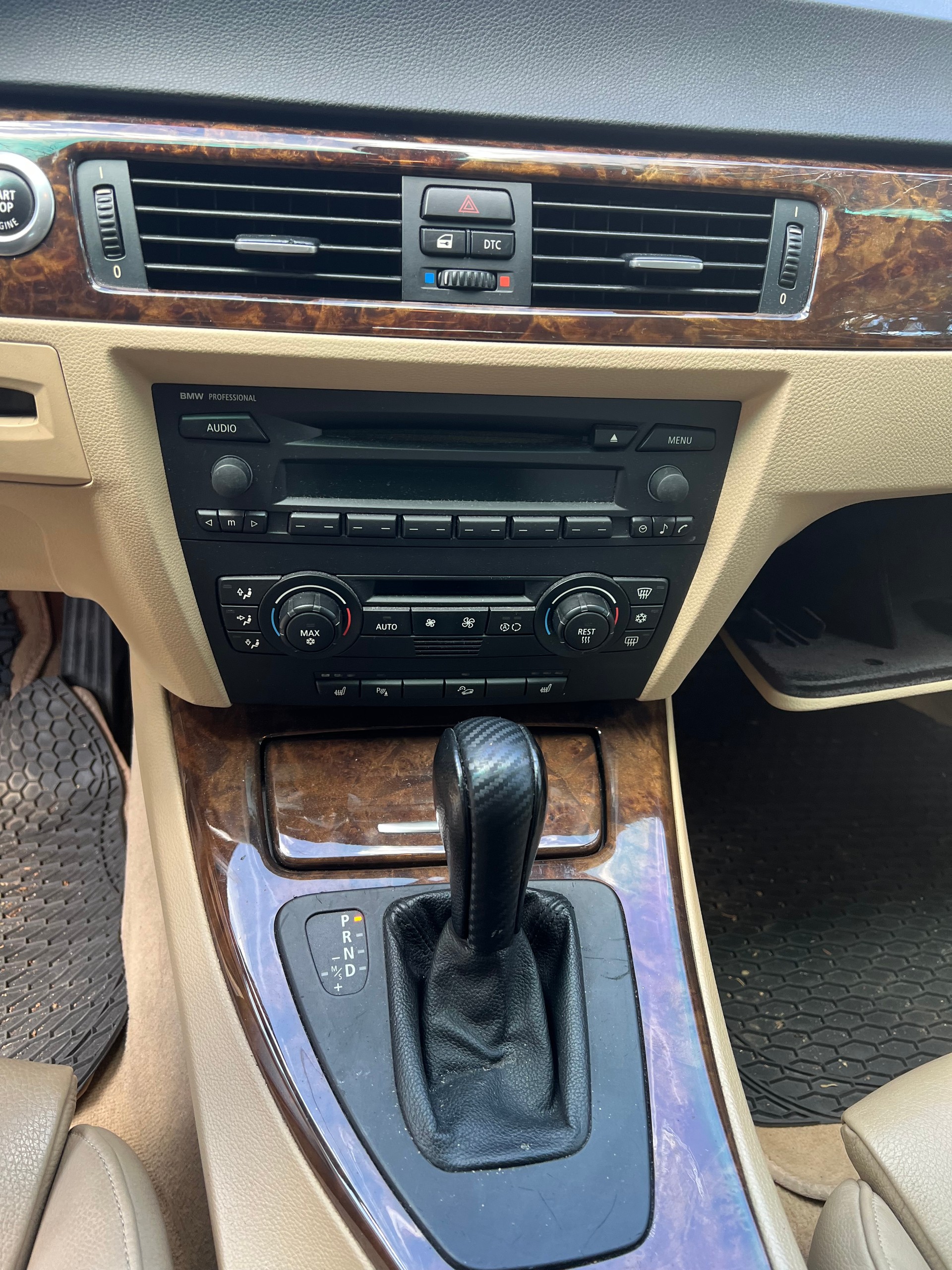 BMW 330xd Touring-image-7