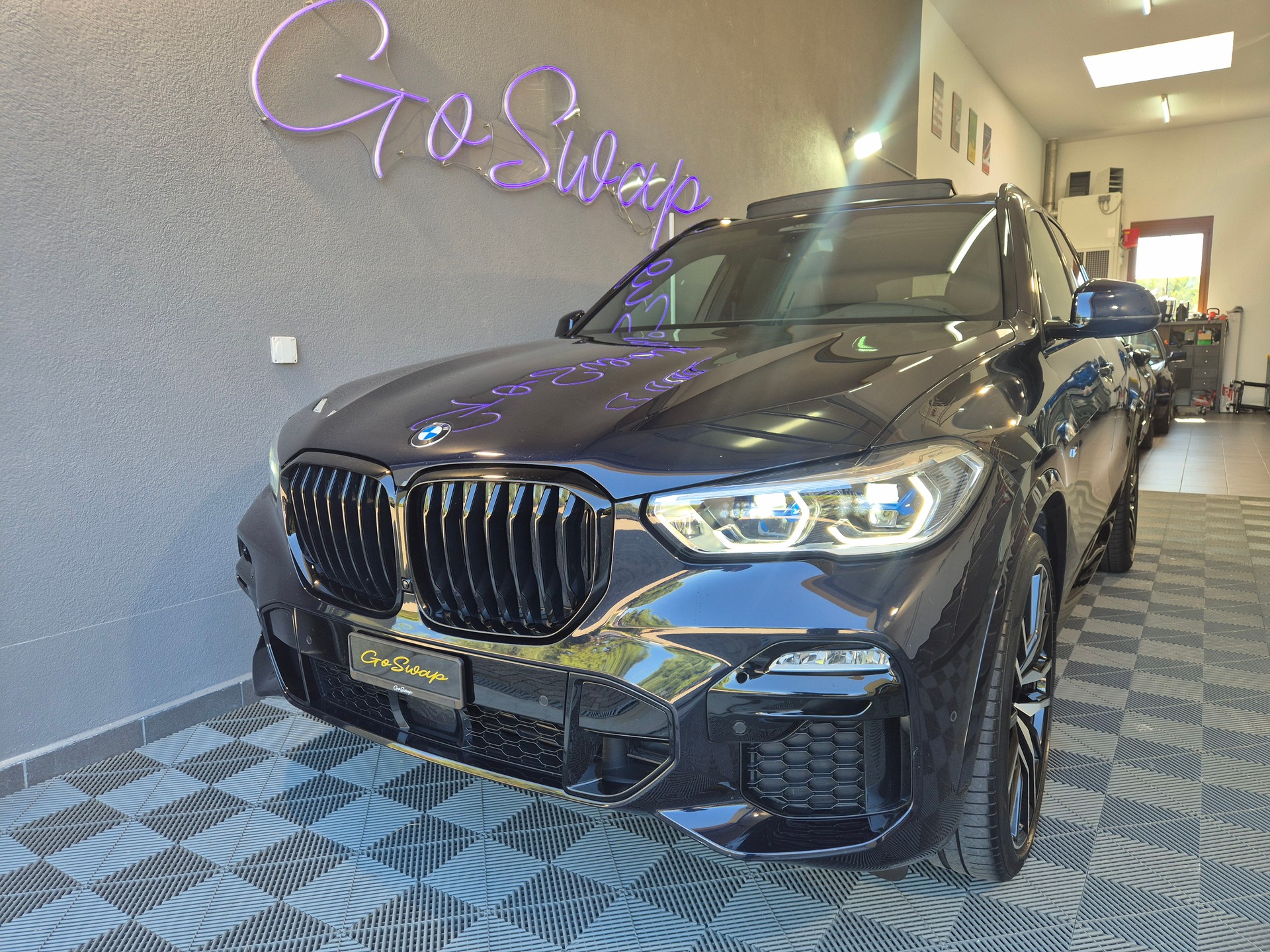 BMW X5 xDrive 48V 30d M Sport Steptronic-image-1