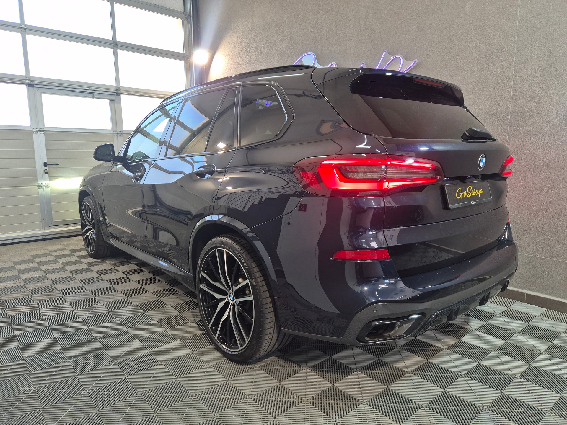 BMW X5 xDrive 48V 30d M Sport Steptronic-image-4