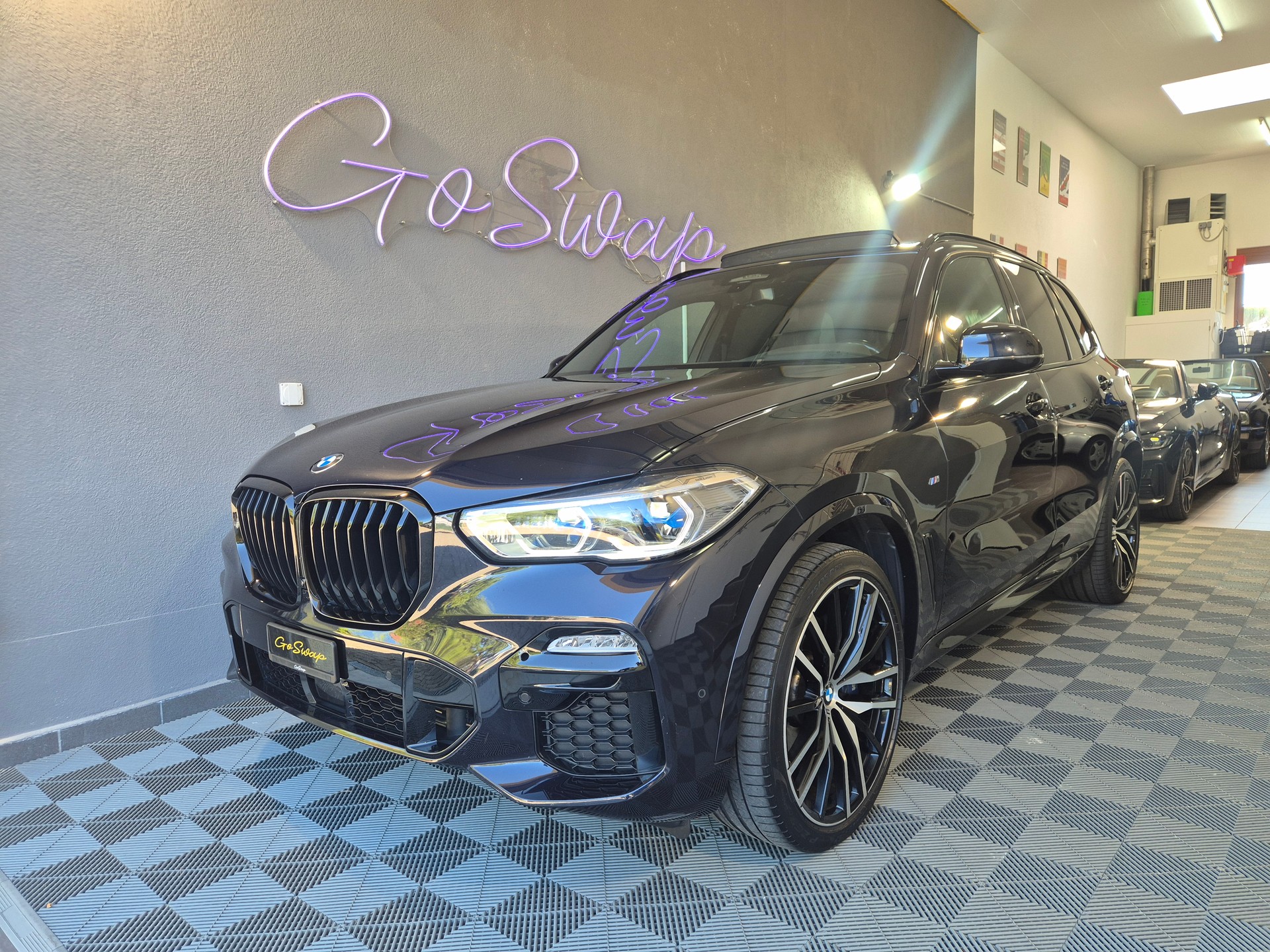 BMW X5 xDrive 48V 30d M Sport Steptronic-image-0