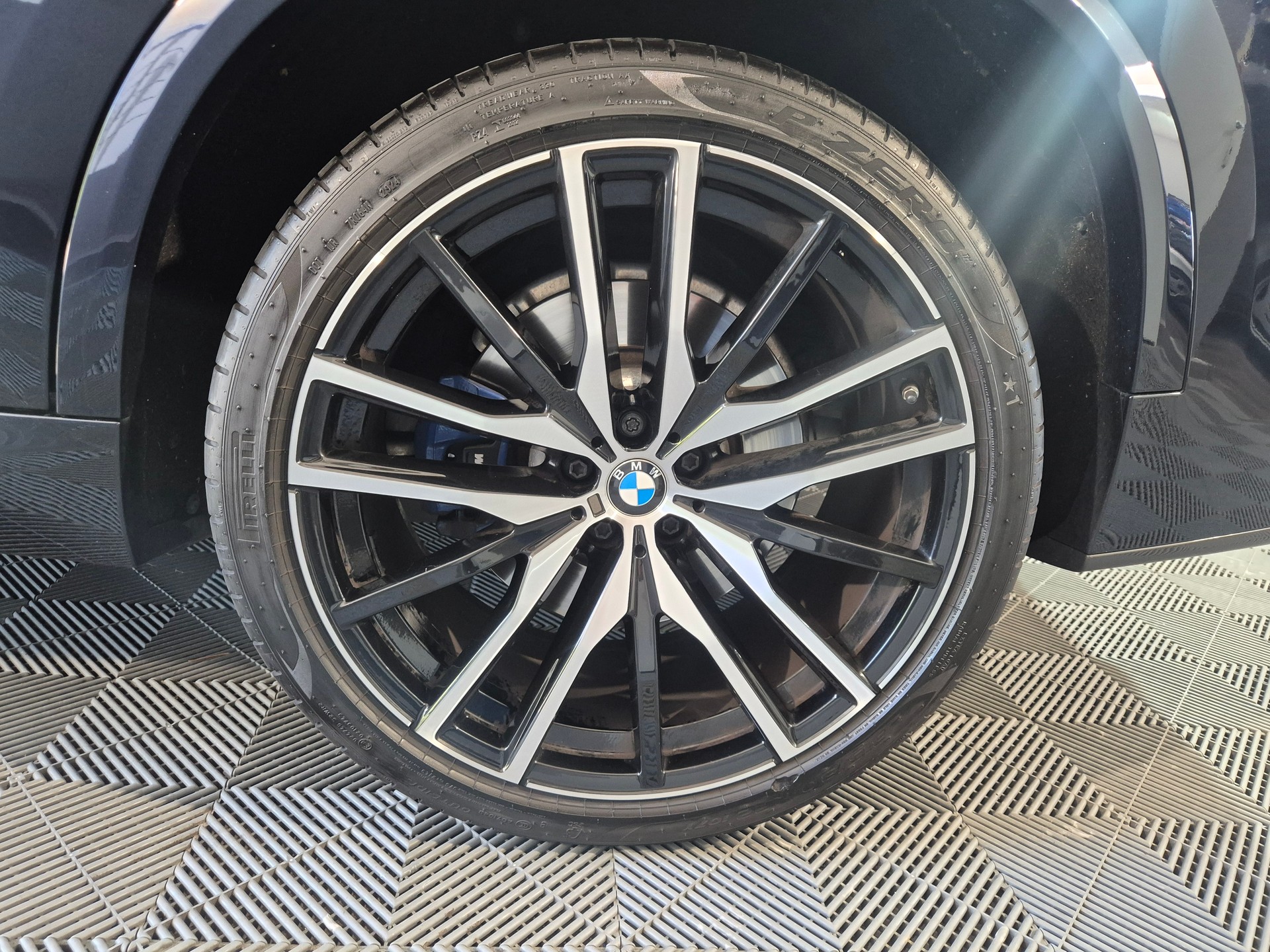BMW X5 xDrive 48V 30d M Sport Steptronic-image-27