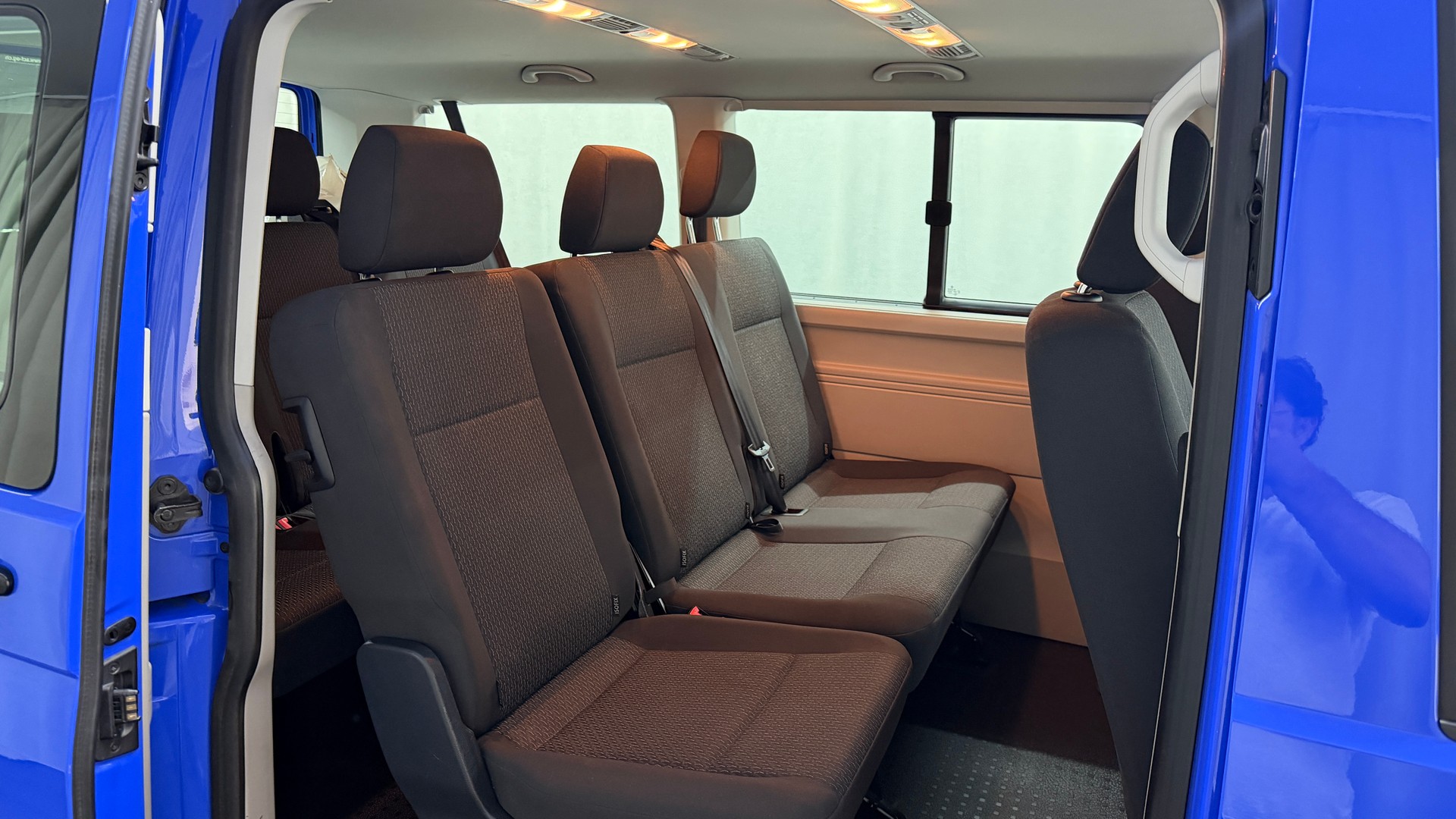 VW T6 Caravelle 2.0 TDI Trendline Liberty 4Motion-image-7