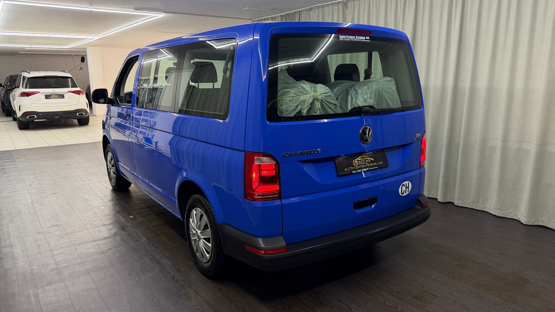VW T6 Caravelle 2.0 TDI Trendline Liberty 4Motion-image-5