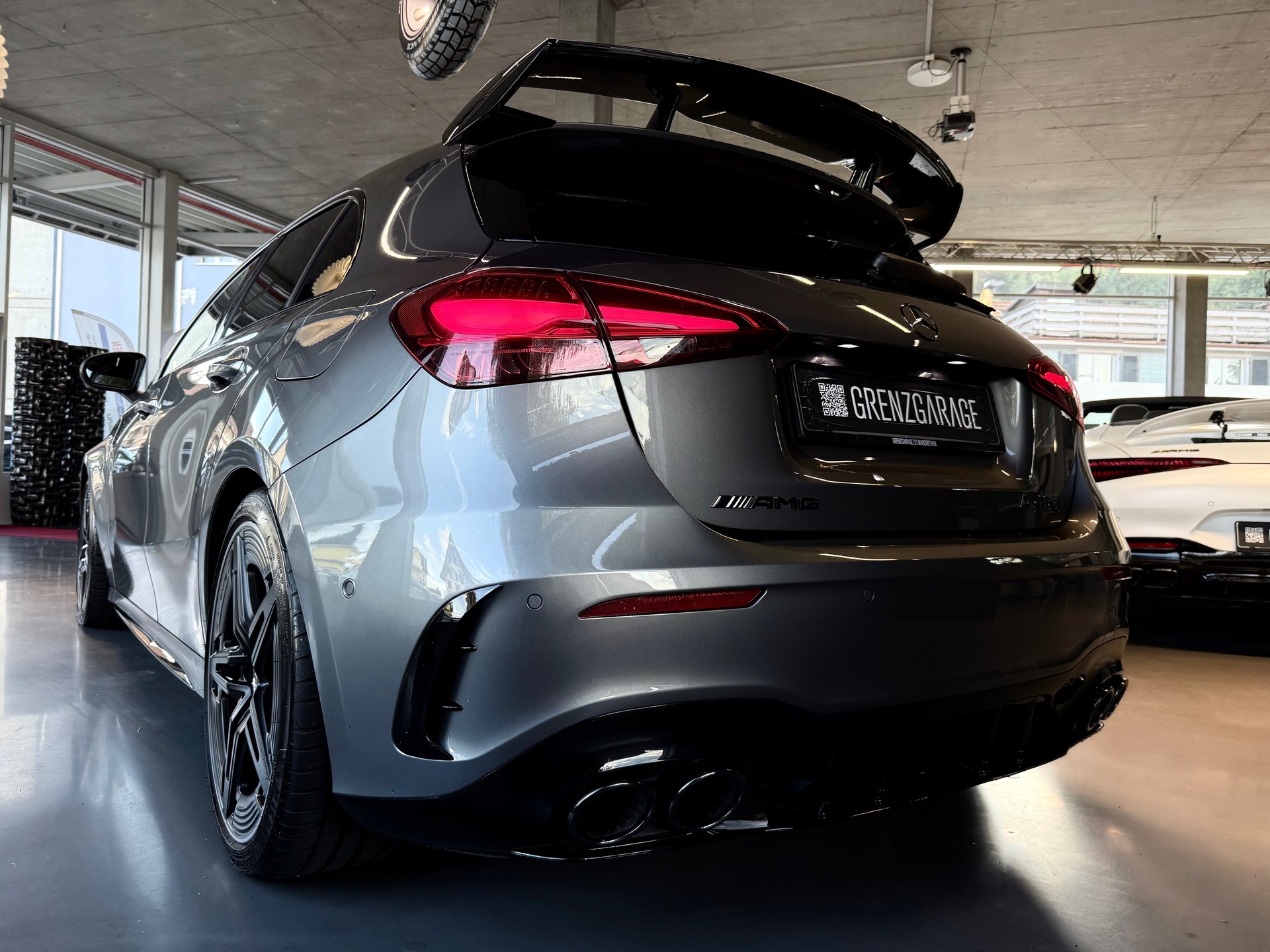 MERCEDES-BENZ A AMG 45 S 4Matic+ 8G-DCT-image-5