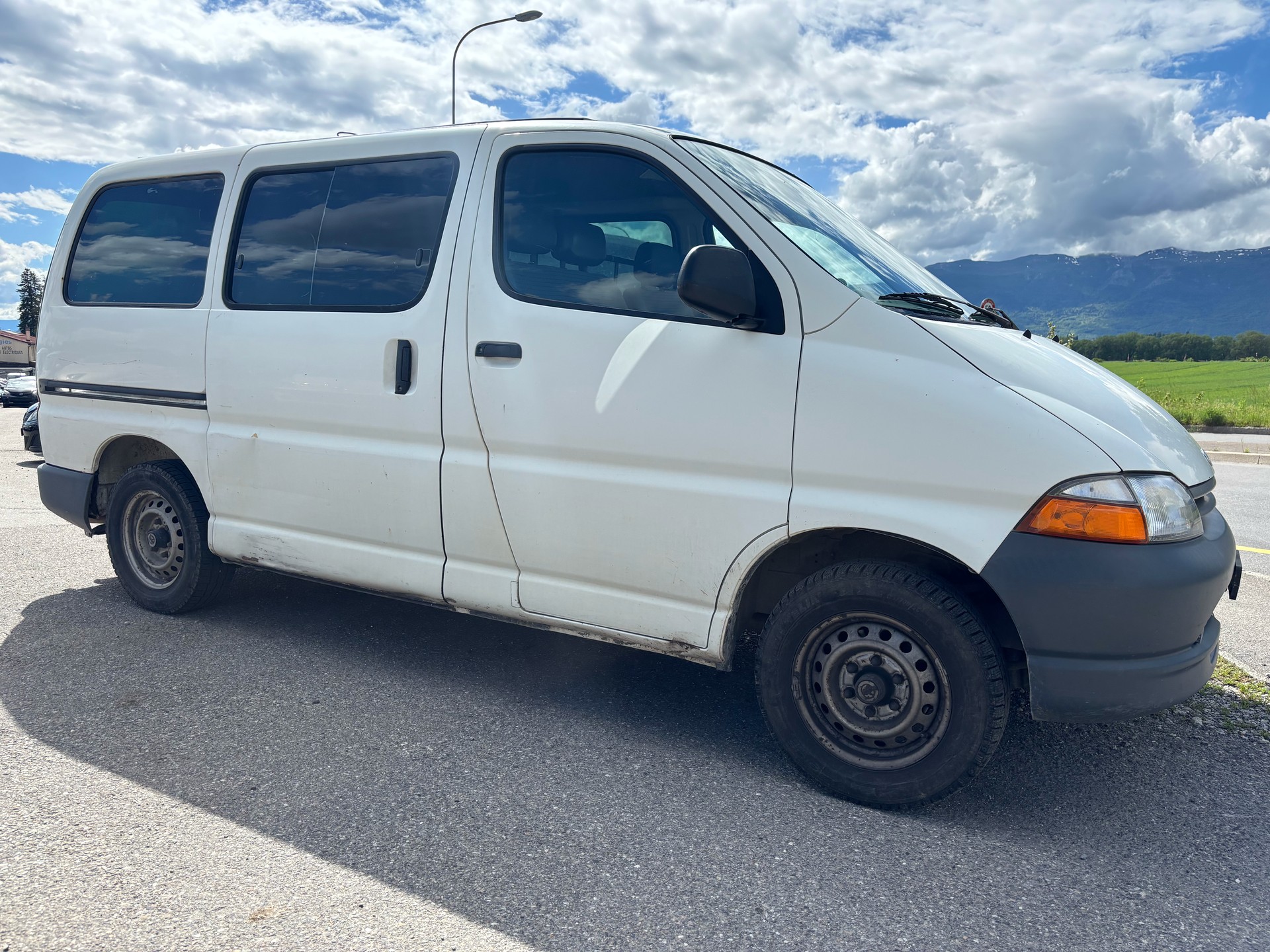TOYOTA Hiace 2.4 Kombi RCH12 ***Prix Fixe***-image-1