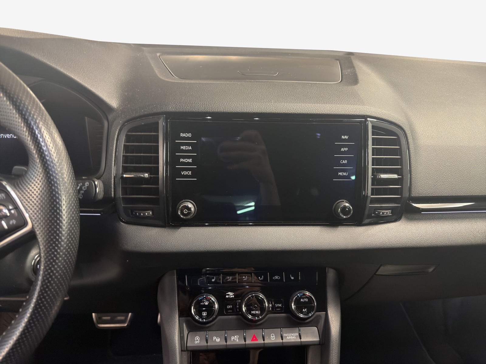 SKODA Karoq 1.5 TSI SportLine DSG-image-10