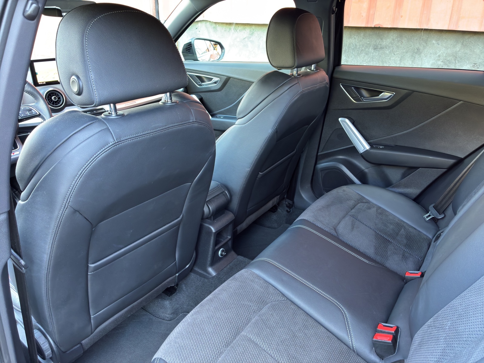 AUDI Q2 35 TFSI Sport S-tronic-image-18