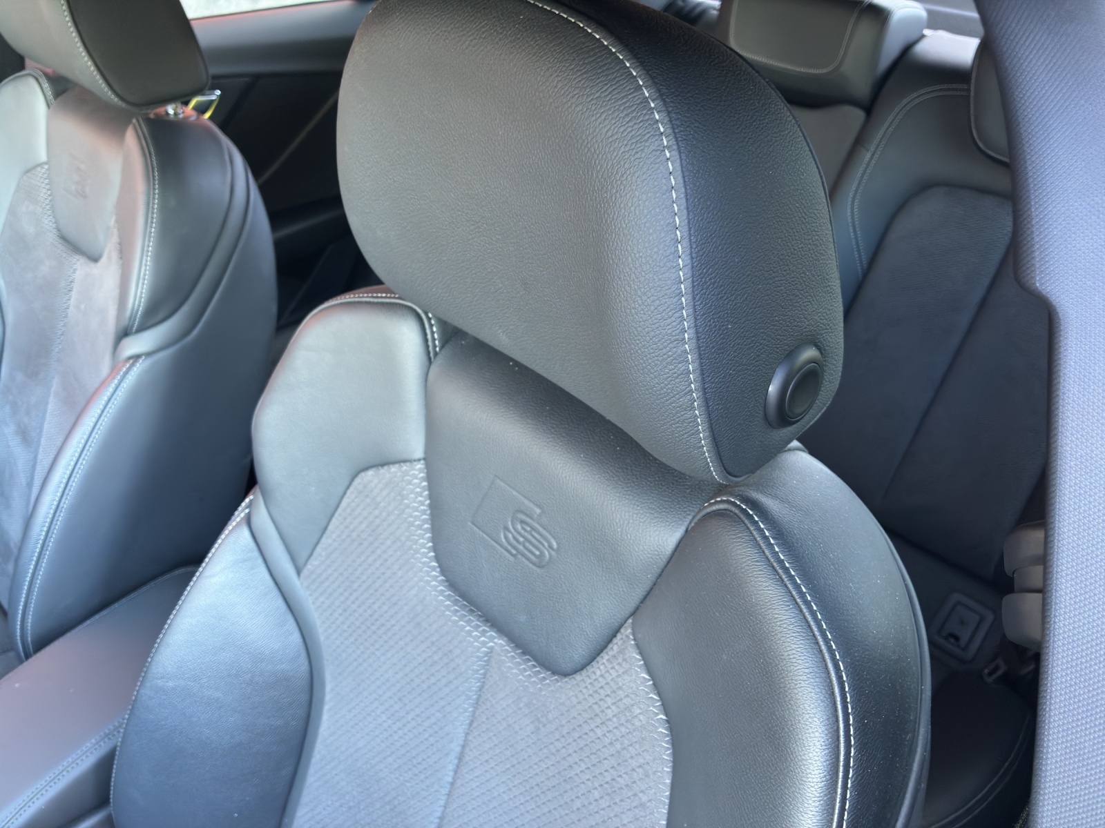 AUDI Q2 35 TFSI Sport S-tronic-image-12