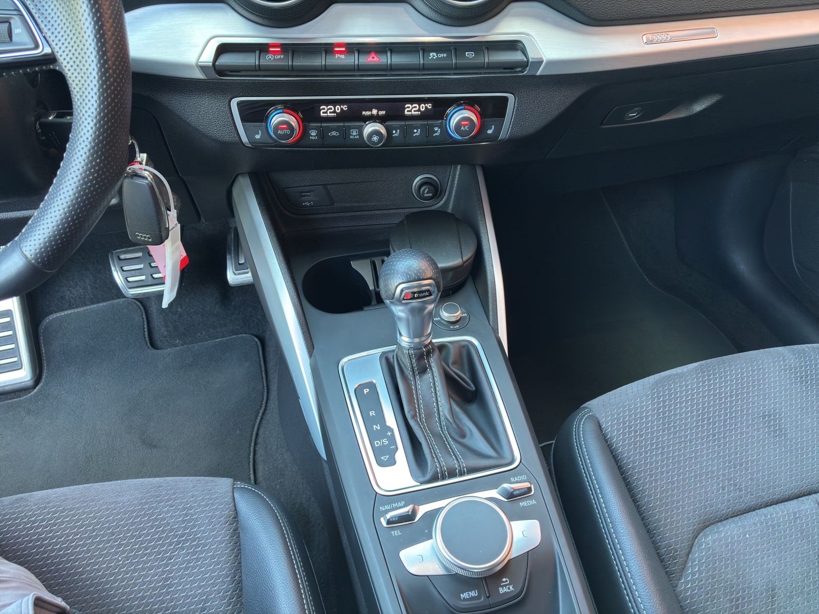 AUDI Q2 35 TFSI Sport S-tronic-image-13