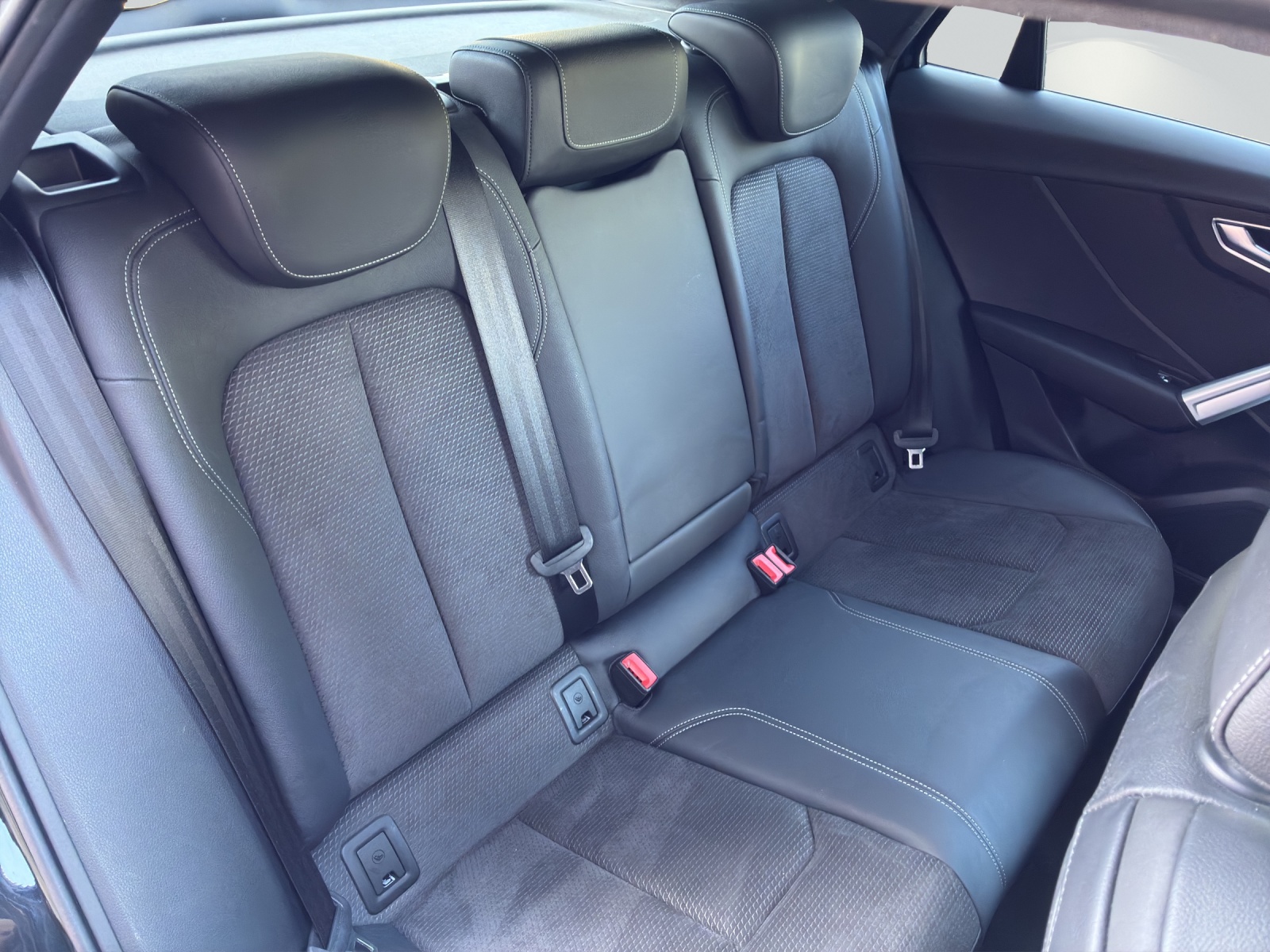 AUDI Q2 35 TFSI Sport S-tronic-image-8