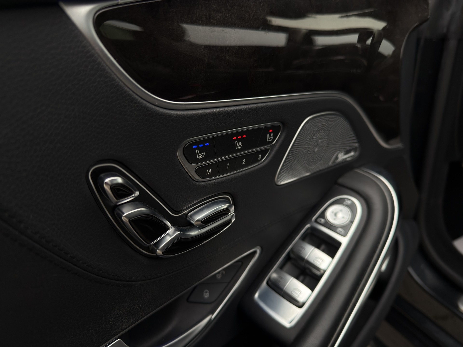 MERCEDES-BENZ S 500 Coupé 4Matic 7G-Tronic-image-10