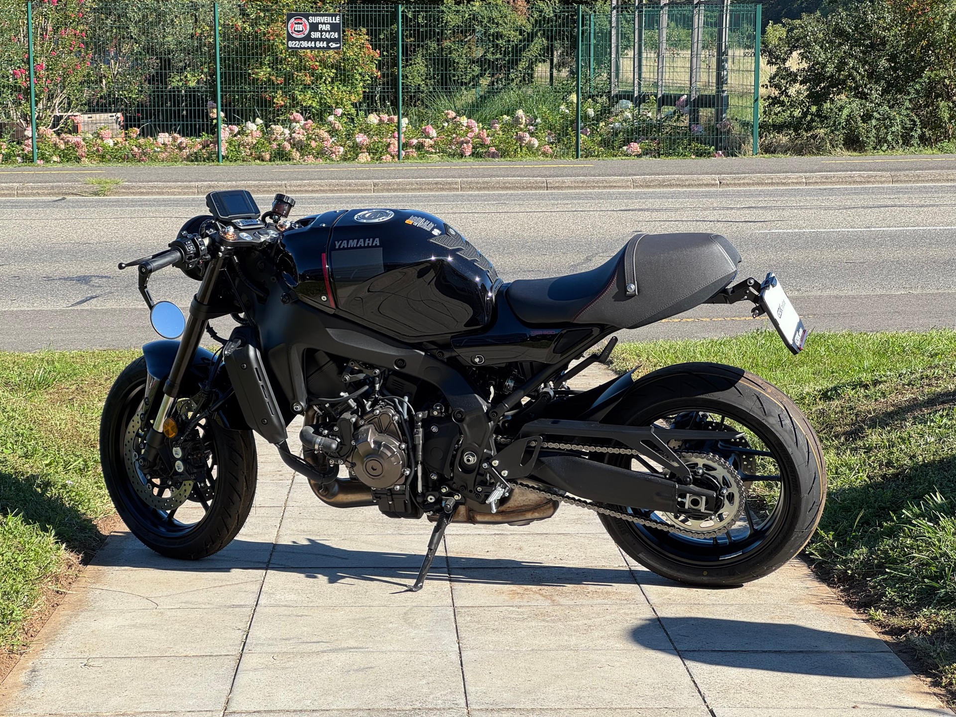 YAMAHA XSR 900-showroom-element-3