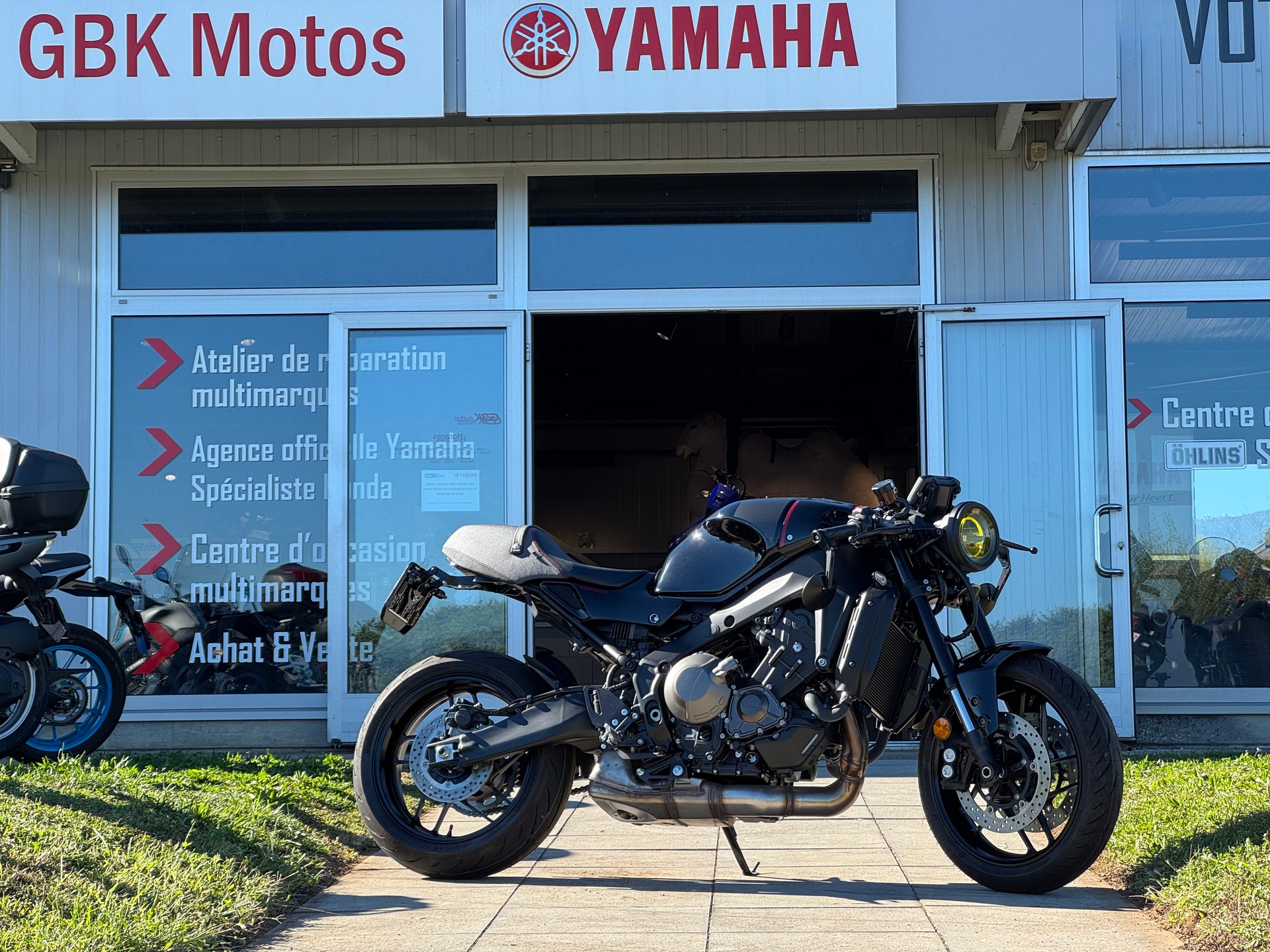 YAMAHA XSR 900