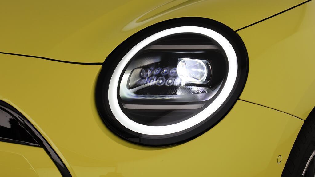 MINI Cooper SE-image-14