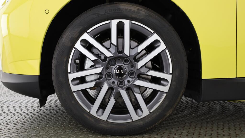 MINI Cooper SE-image-10