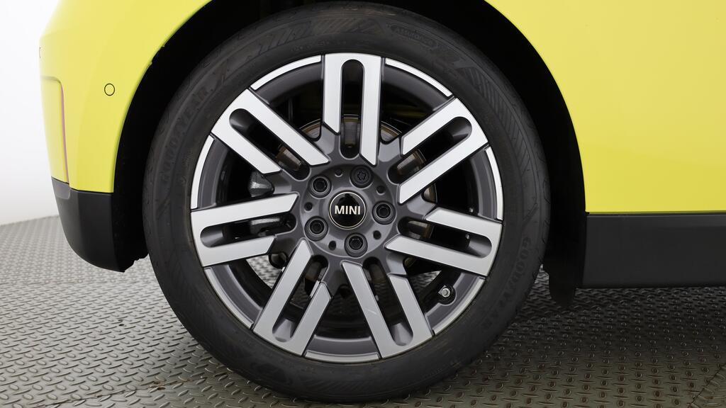 MINI Cooper SE-image-9