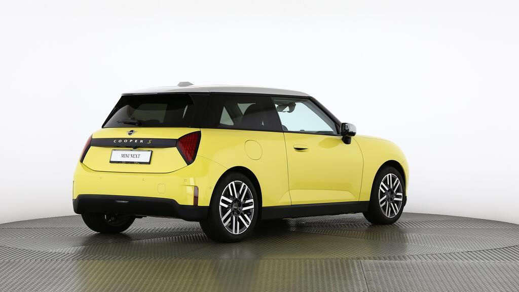 MINI Cooper SE-image-4