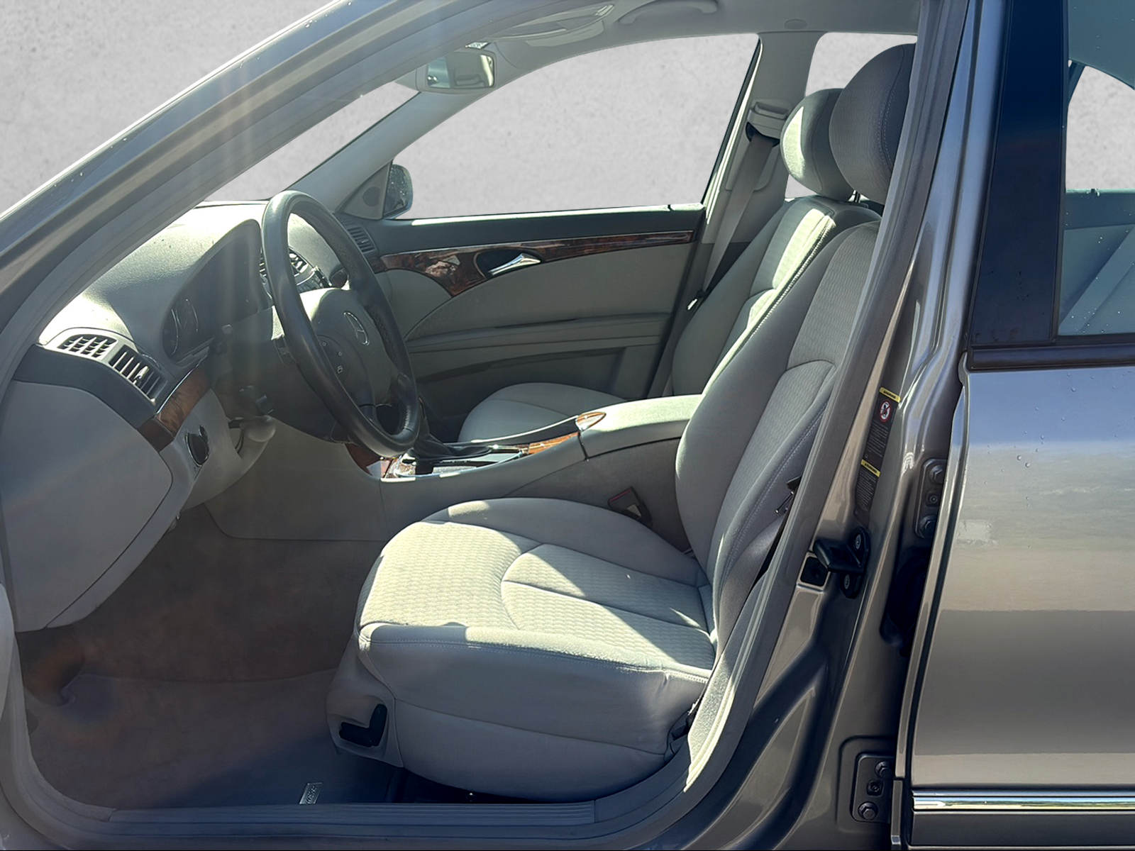 MERCEDES-BENZ E 280 Elégance-image-3