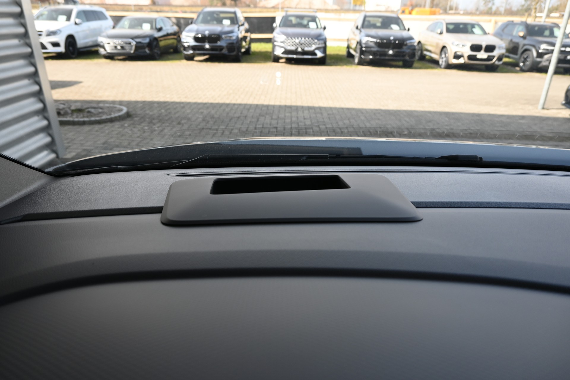 VW Multivan 2.0 TDI Style Edition DSG Lang 7-Plätzer + Standheizung+ AHK 2000kg-image-10