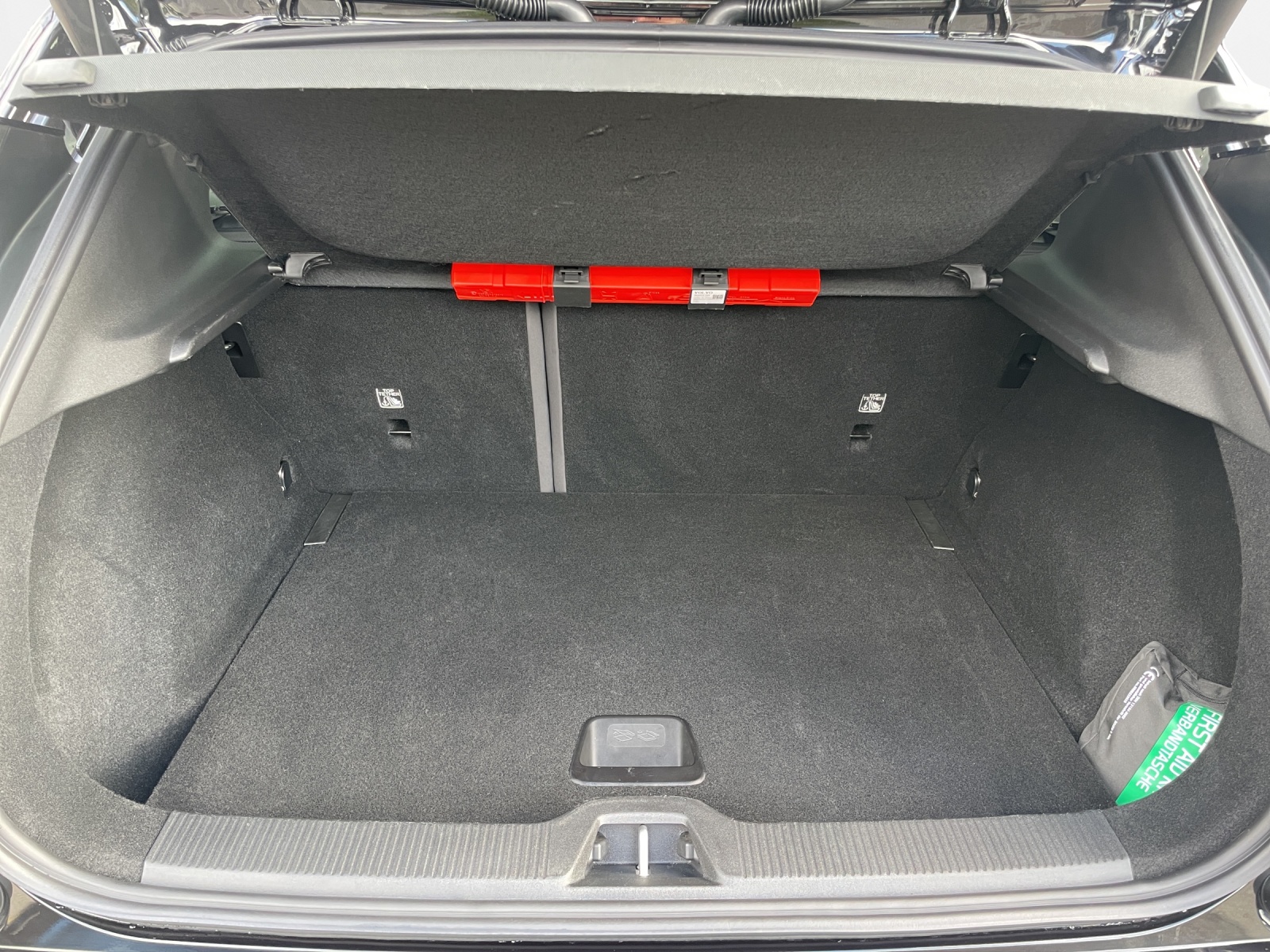 VOLVO EX 30 E60 Twin Ultra Performance AWD-image-14