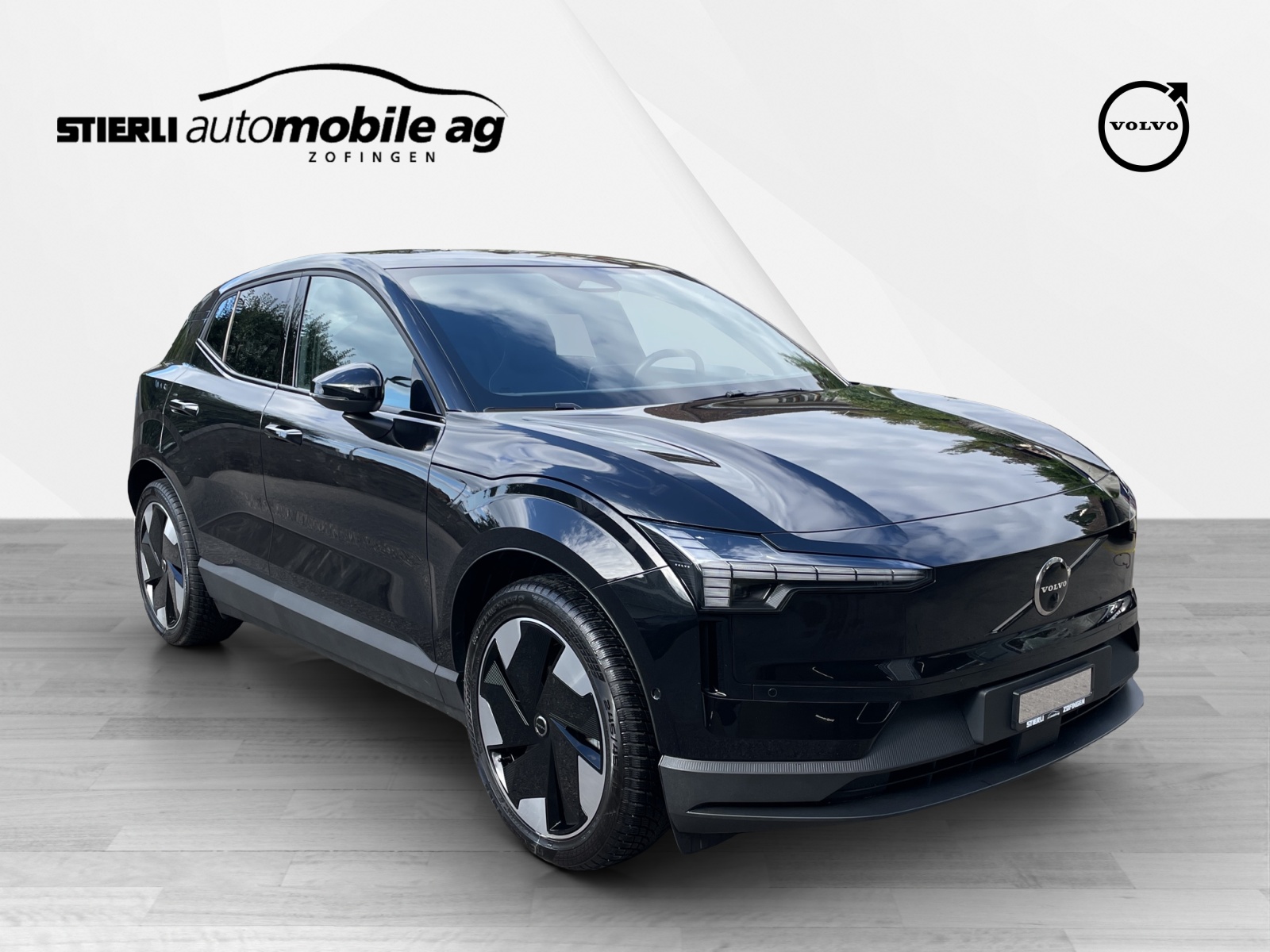 VOLVO EX 30 E60 Twin Ultra Performance AWD-image-2