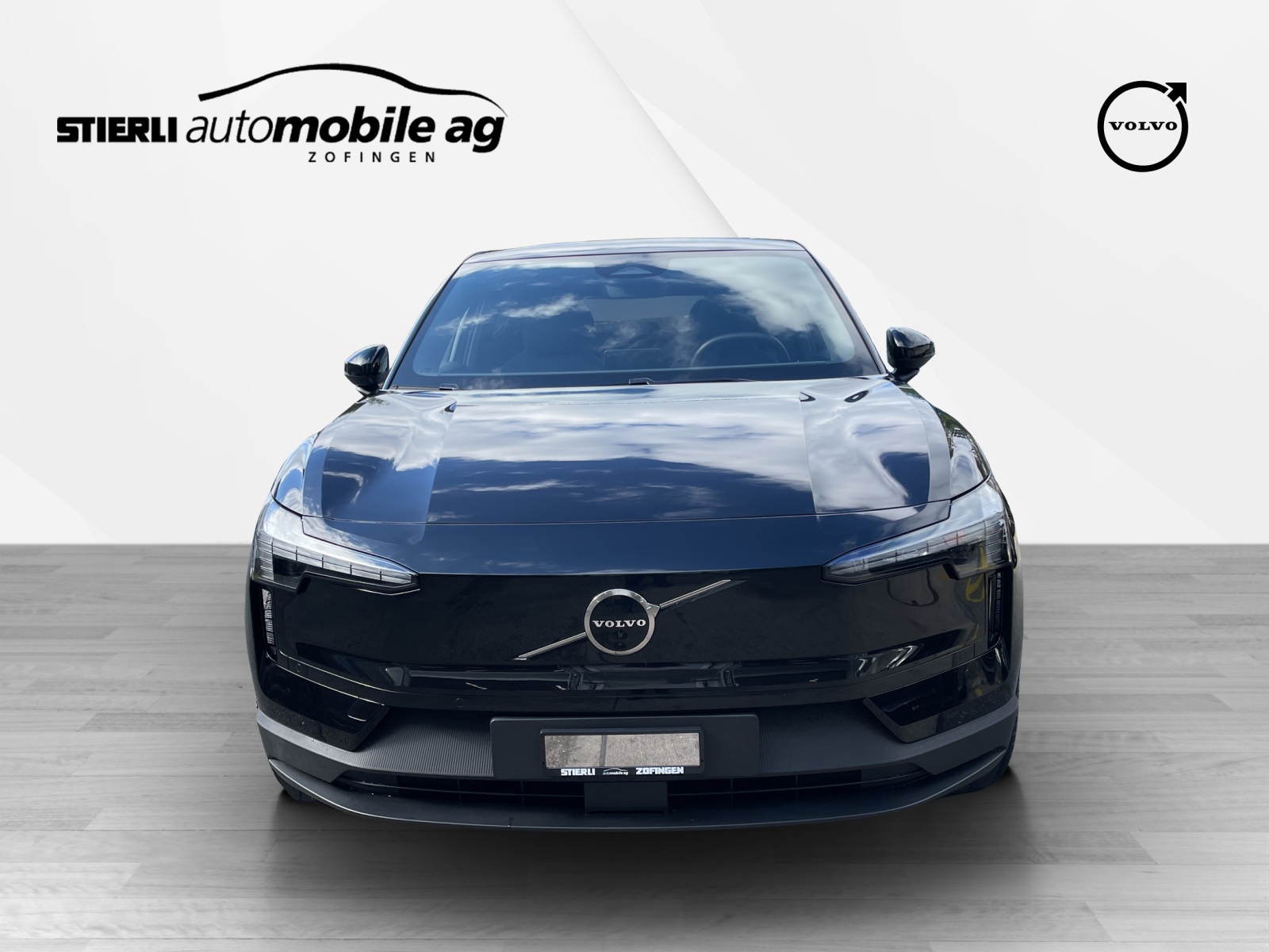 VOLVO EX 30 E60 Twin Ultra Performance AWD-image-1