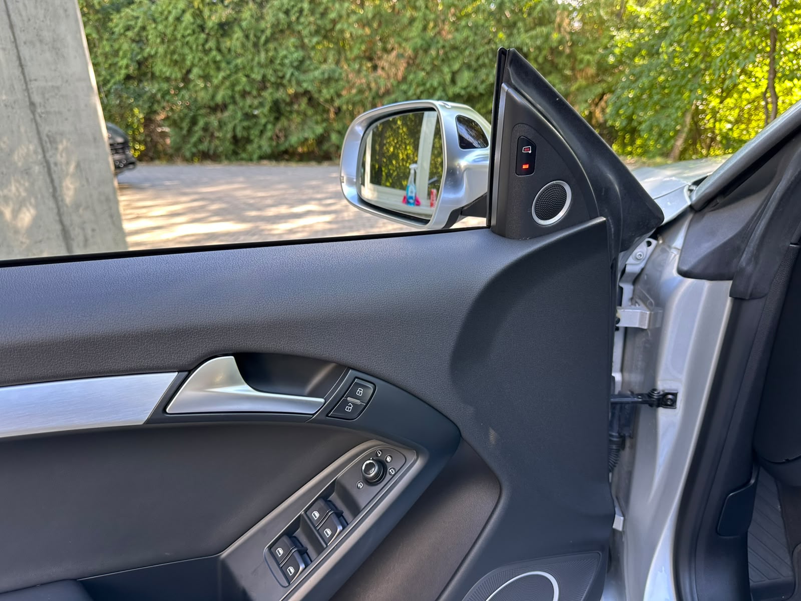 AUDI S5 Cabrio 3.0 TFSI quattro S-tronic-image-16