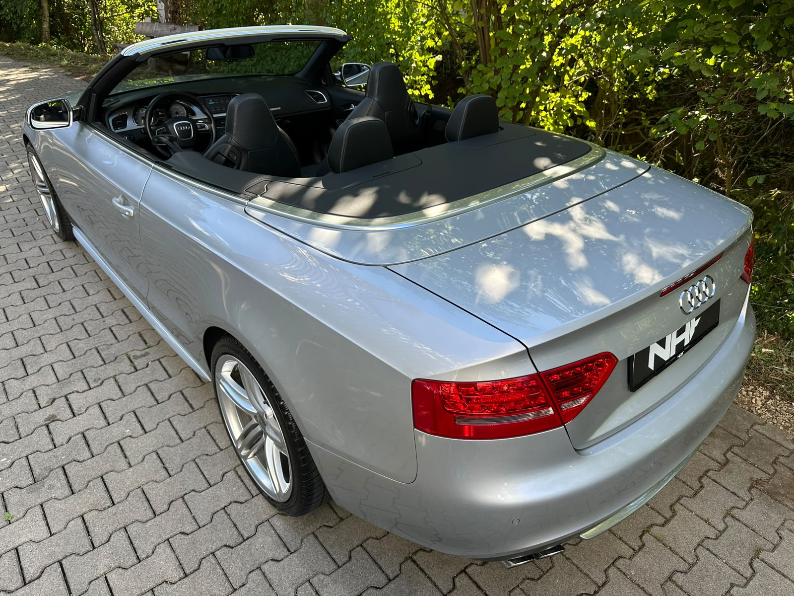 AUDI S5 Cabrio 3.0 TFSI quattro S-tronic-image-5