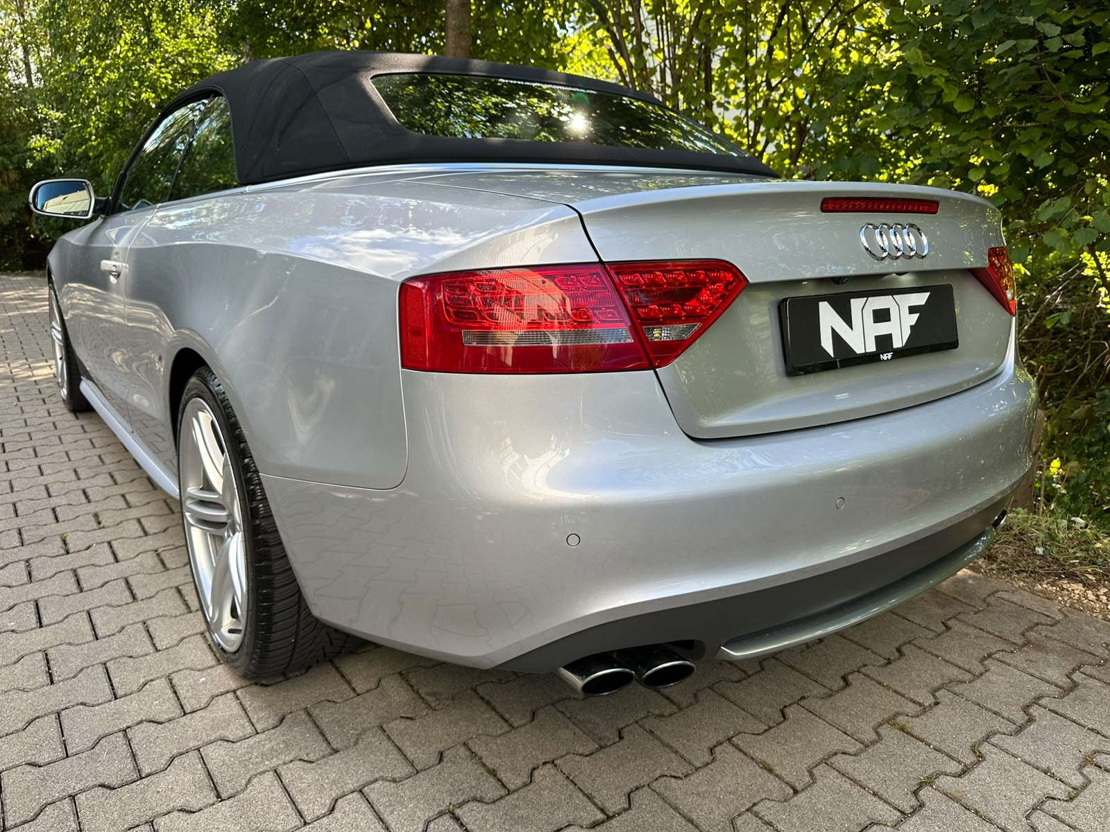 AUDI S5 Cabrio 3.0 TFSI quattro S-tronic-image-4