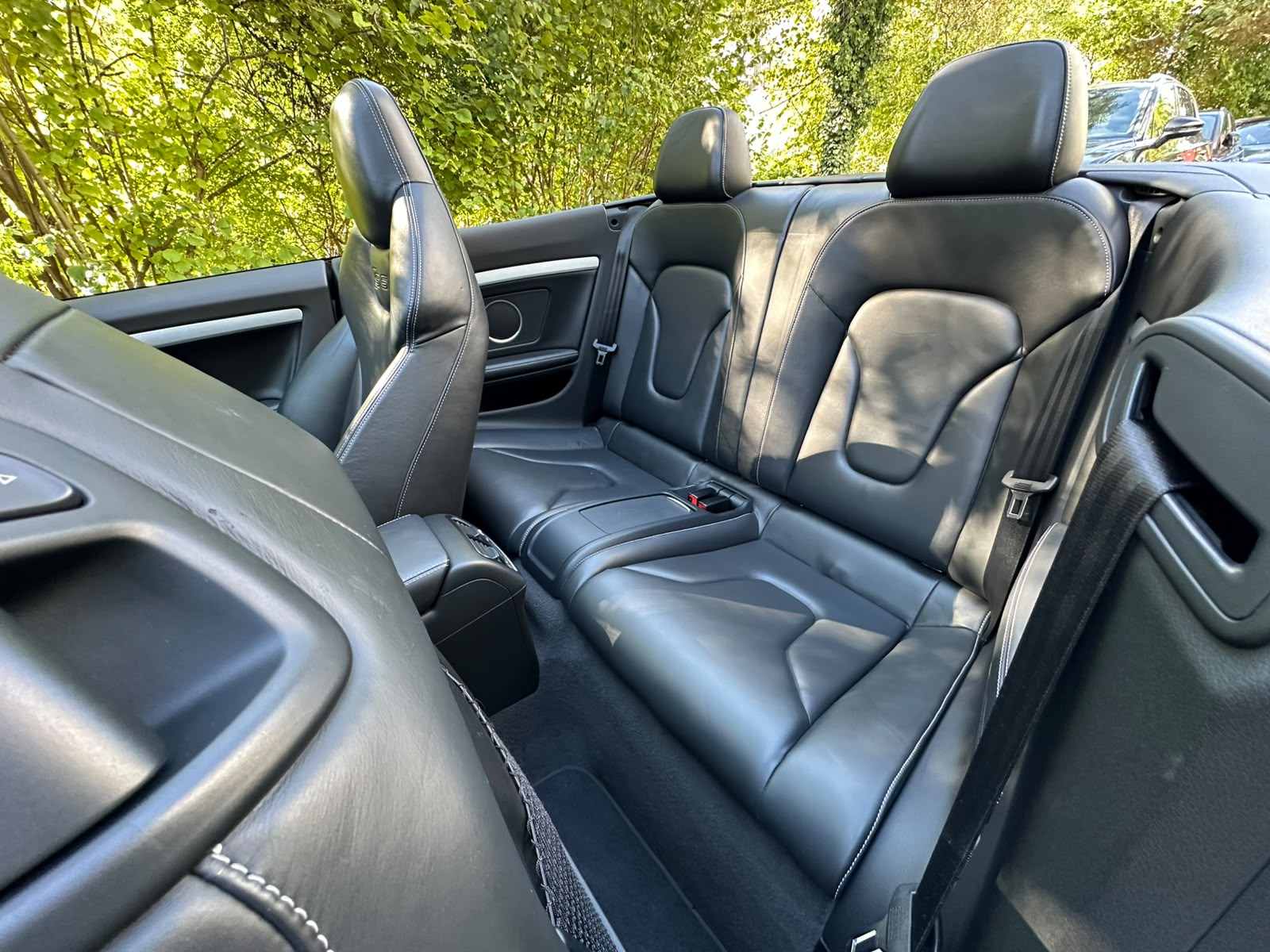 AUDI S5 Cabrio 3.0 TFSI quattro S-tronic-image-19