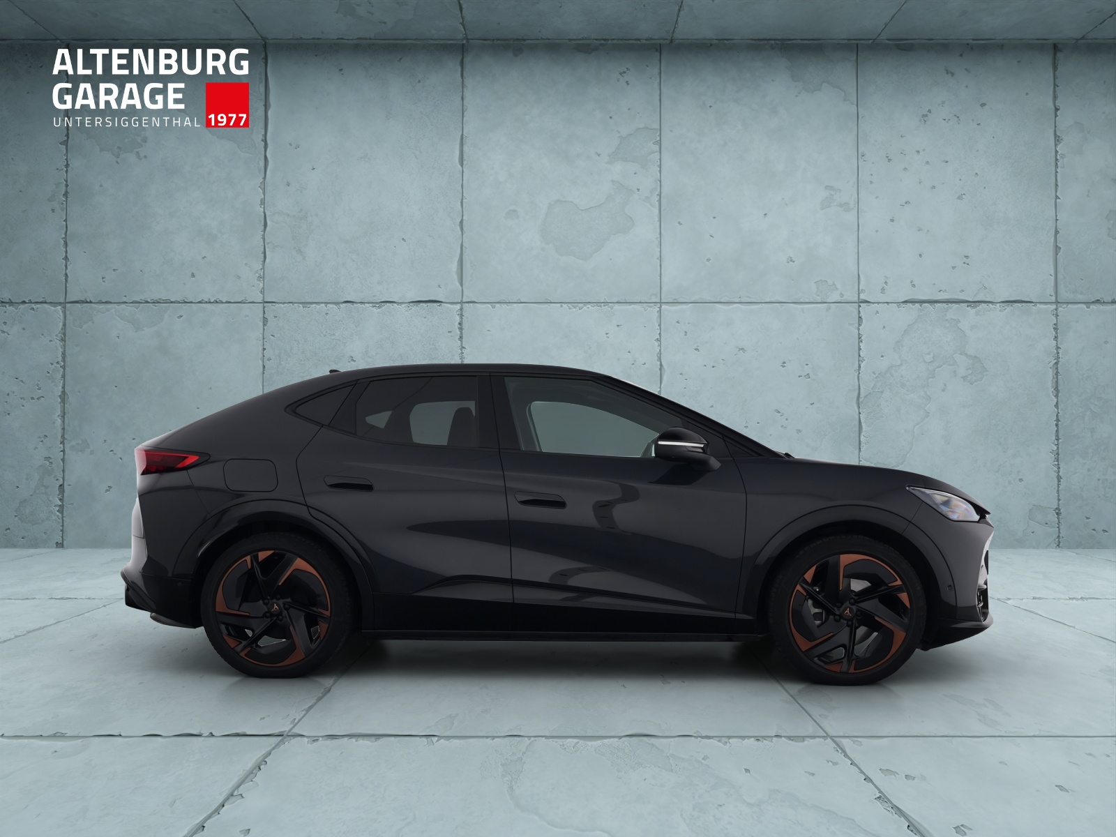 CUPRA Tavascan Type 9 77 kWh VZ Adrenaline-image-4