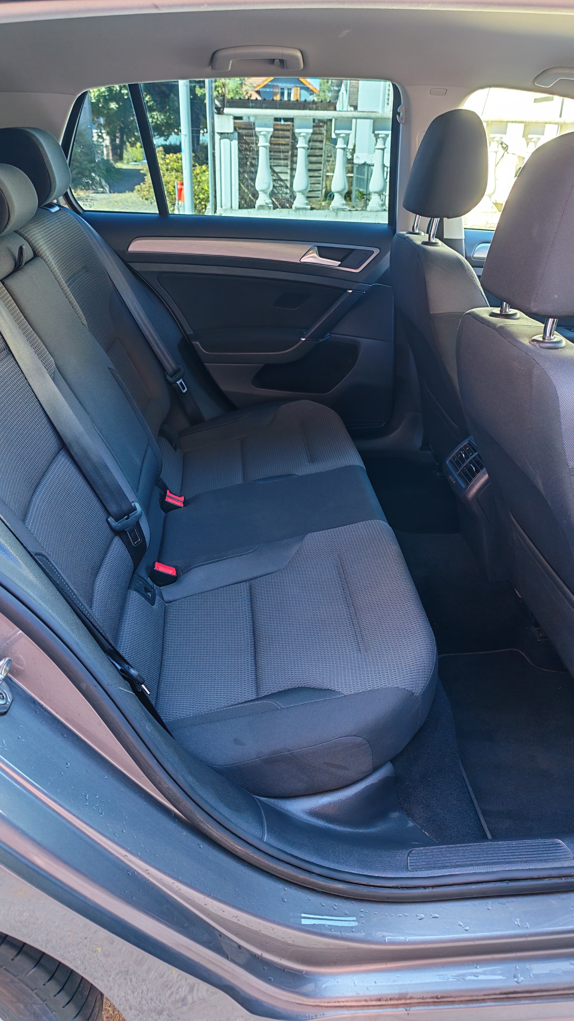 VW Golf 1.4 TSI R-Line Design-image-9