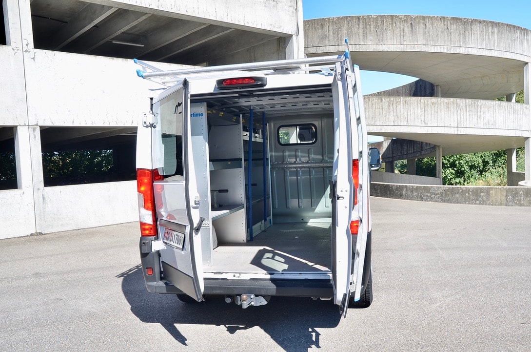 PEUGEOT Boxer BlueHDi-image-21