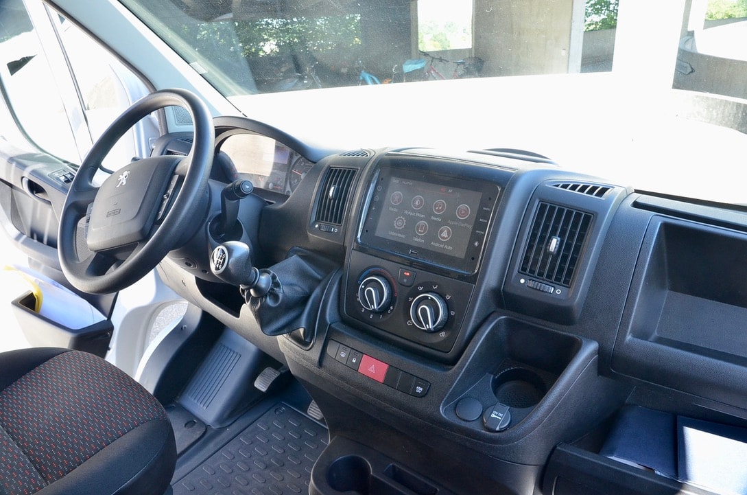 PEUGEOT Boxer BlueHDi-image-15