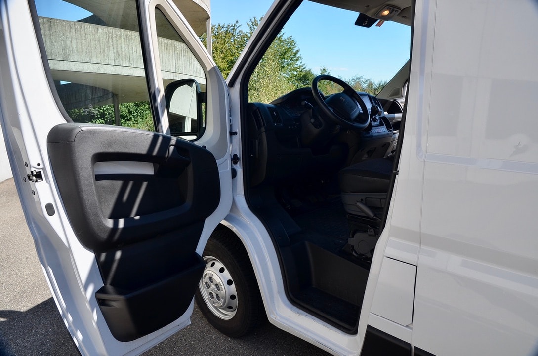 PEUGEOT Boxer BlueHDi-image-10