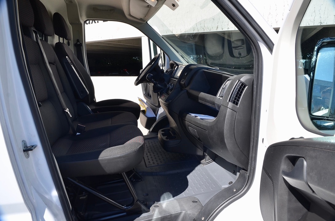PEUGEOT Boxer BlueHDi-image-14