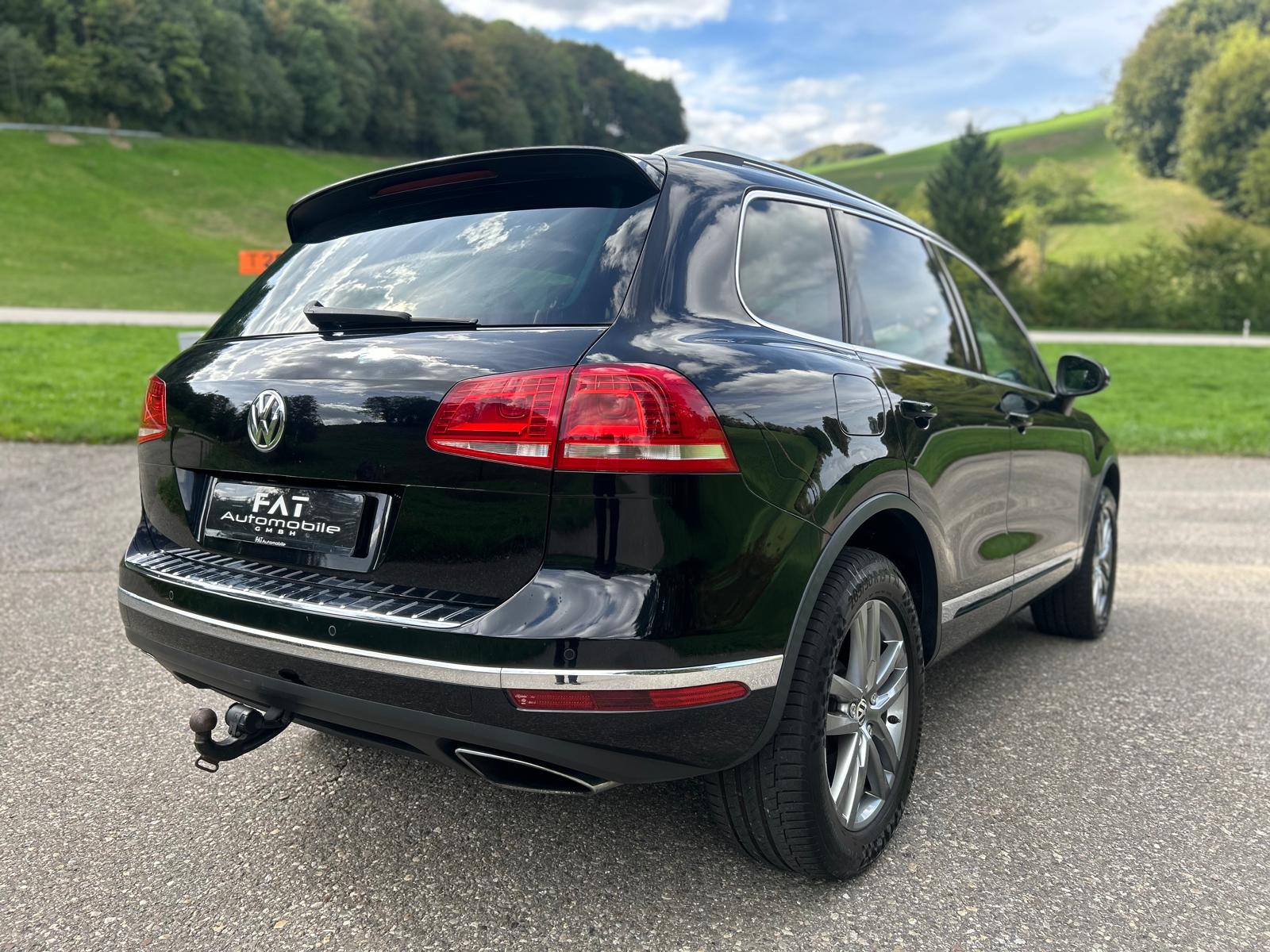 VW Touareg 3.0 TDI BlueMotion Technology Tiptronic-image-4
