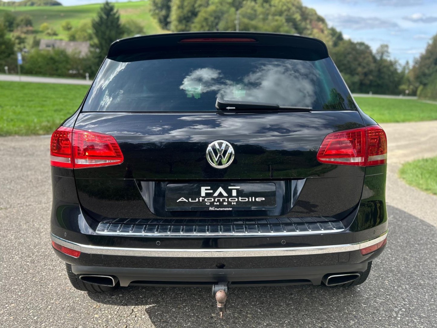 VW Touareg 3.0 TDI BlueMotion Technology Tiptronic-image-3