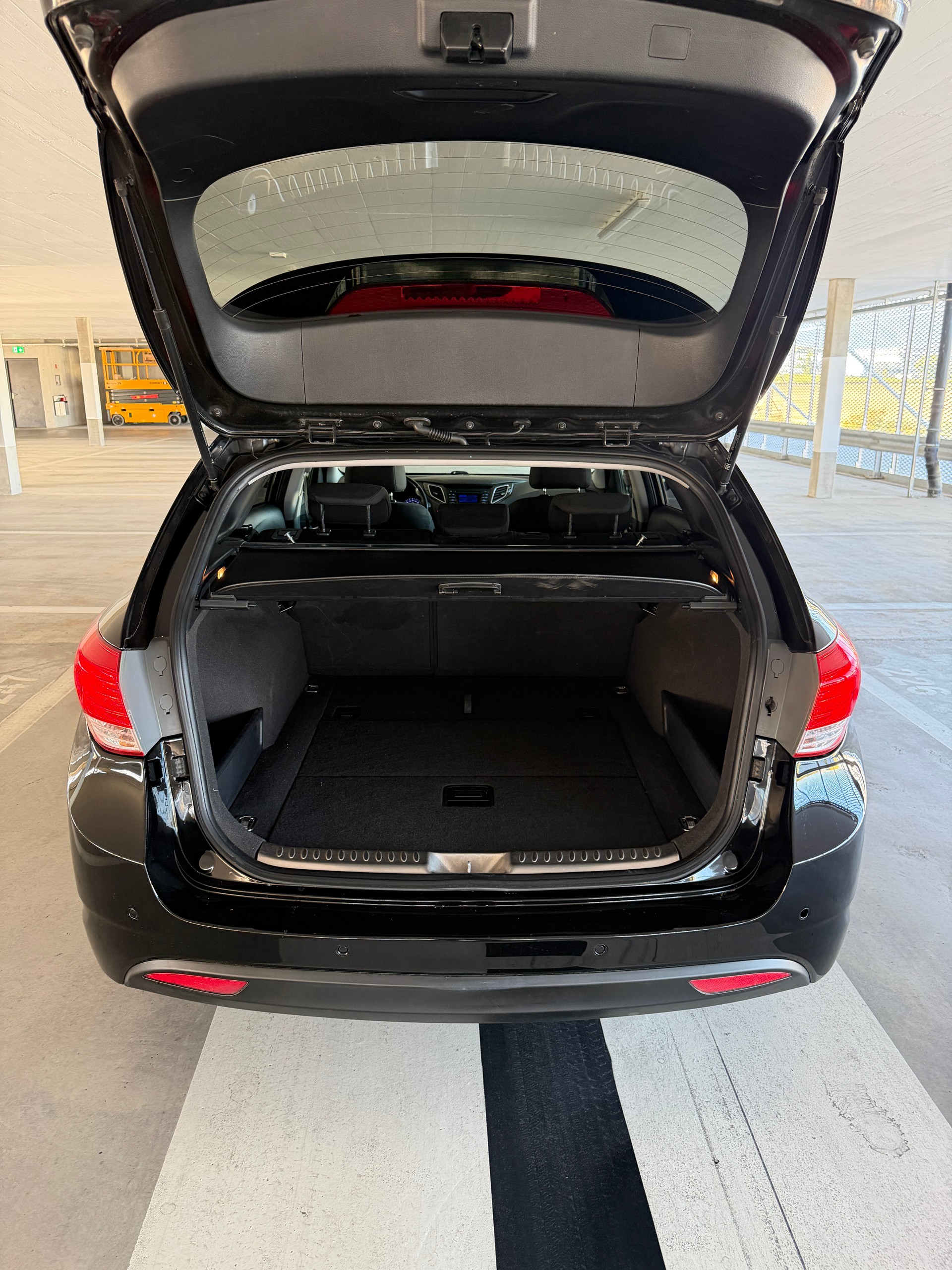 HYUNDAI i40 Wagon 1.7 CRDI Expertise du jour-image-14