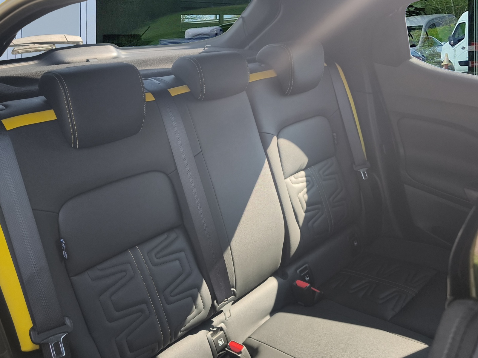 NISSAN Juke 1.6 FHEV N-Sport-image-13