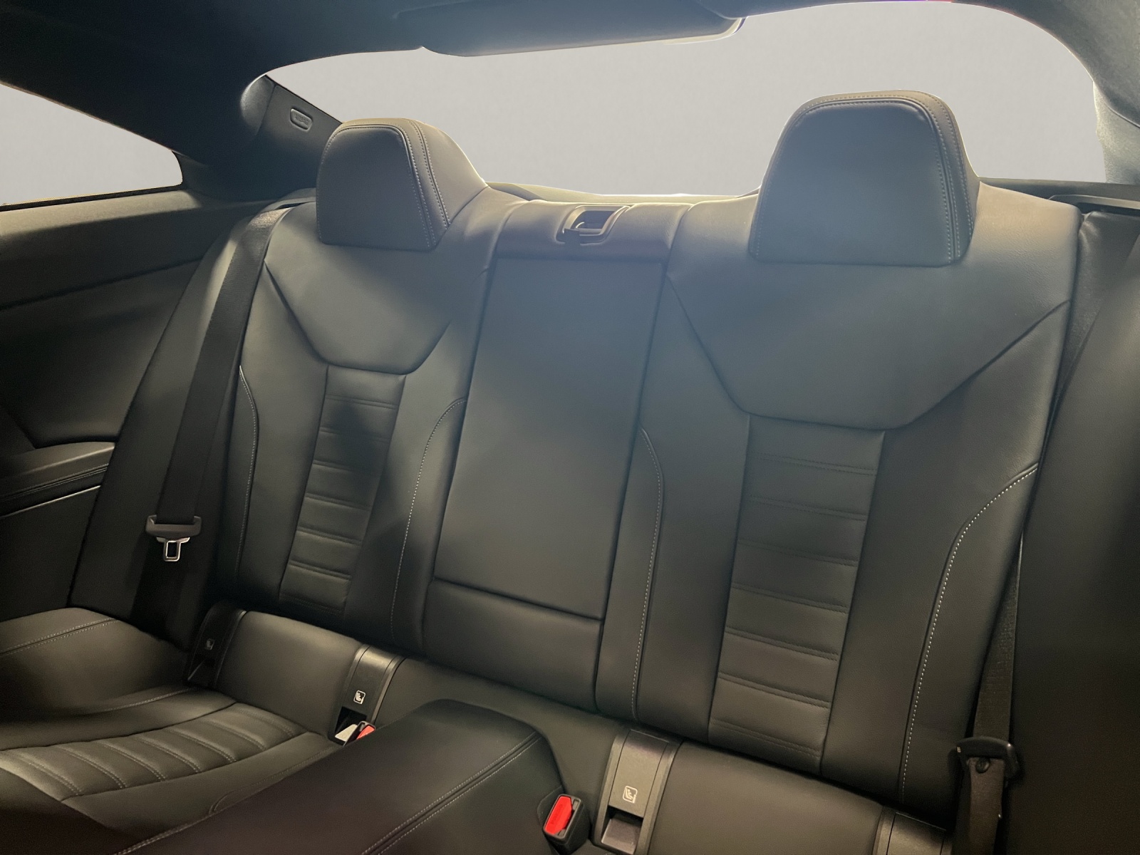 BMW M440i xDrive Coupé-image-14