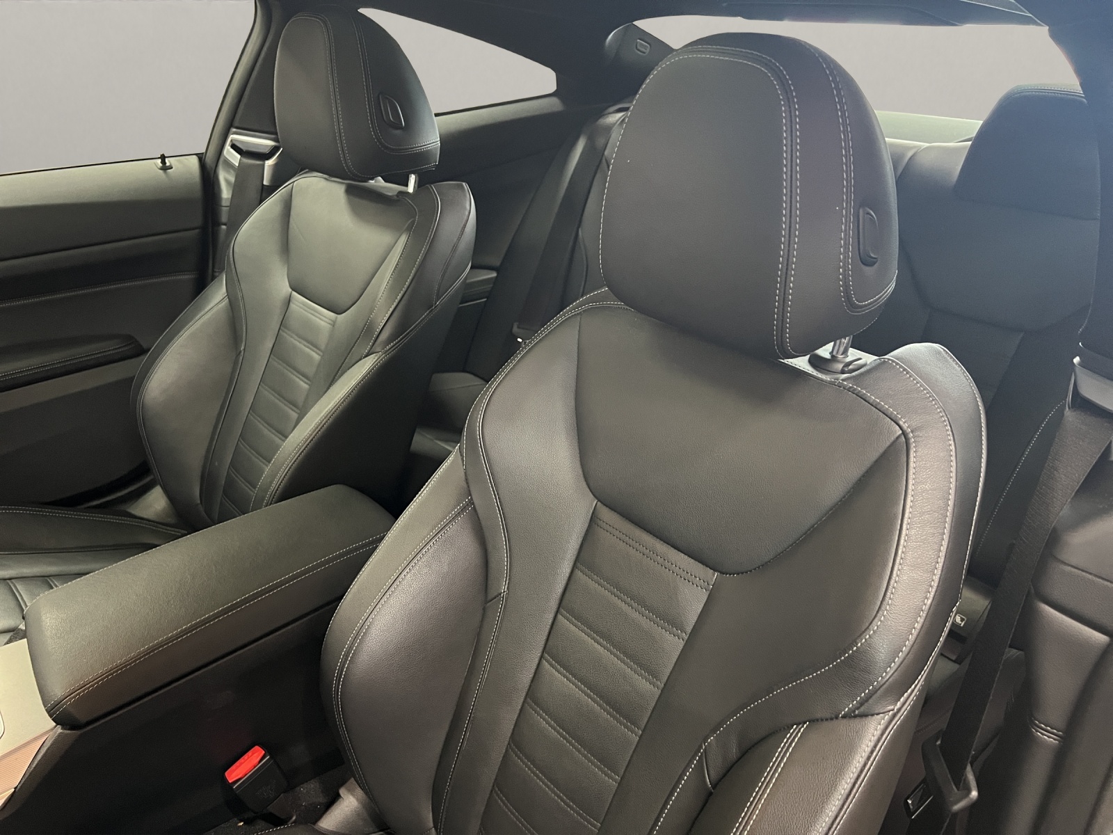 BMW M440i xDrive Coupé-image-12