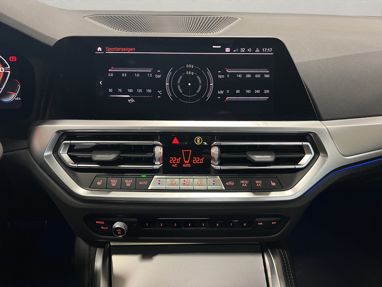 BMW M440i xDrive Coupé-image-11