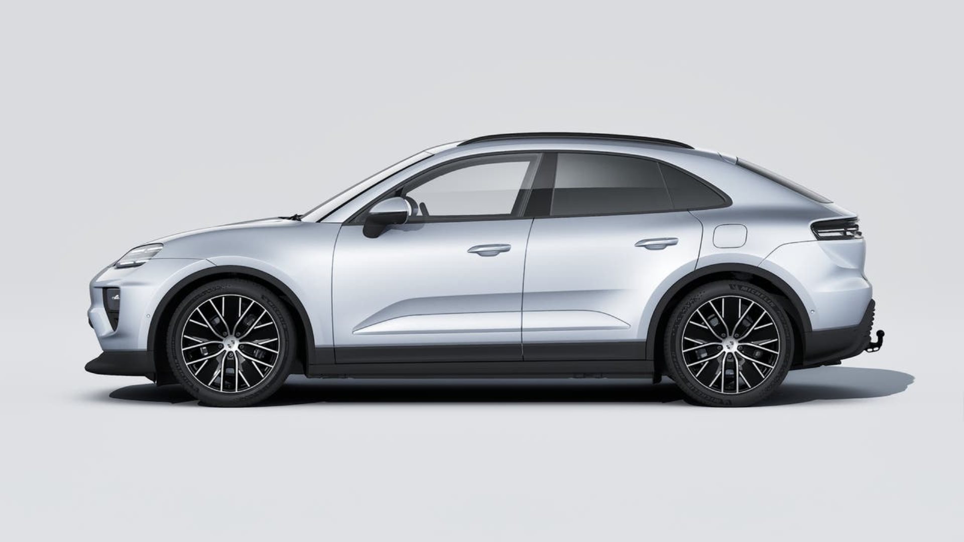 PORSCHE Macan 4-showroom-element-1