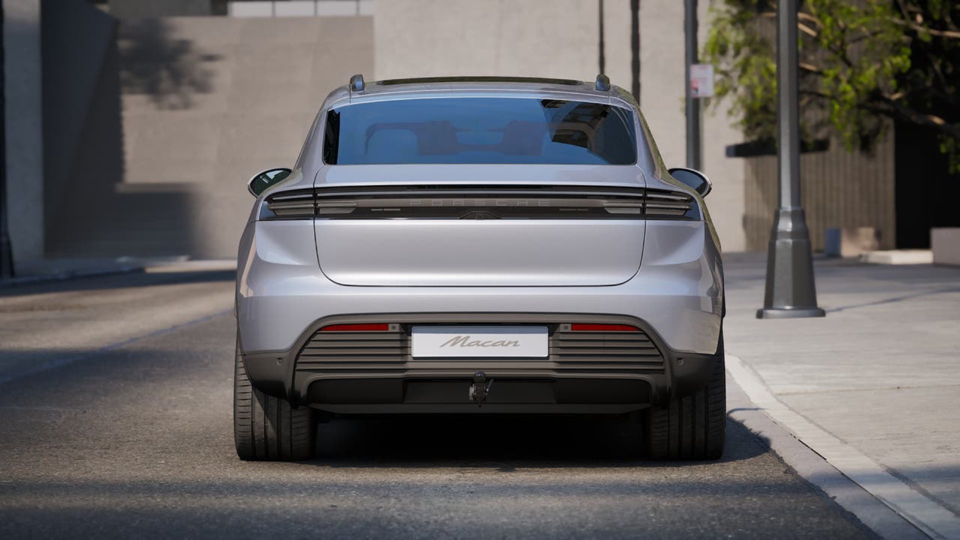 PORSCHE Macan 4-image-6