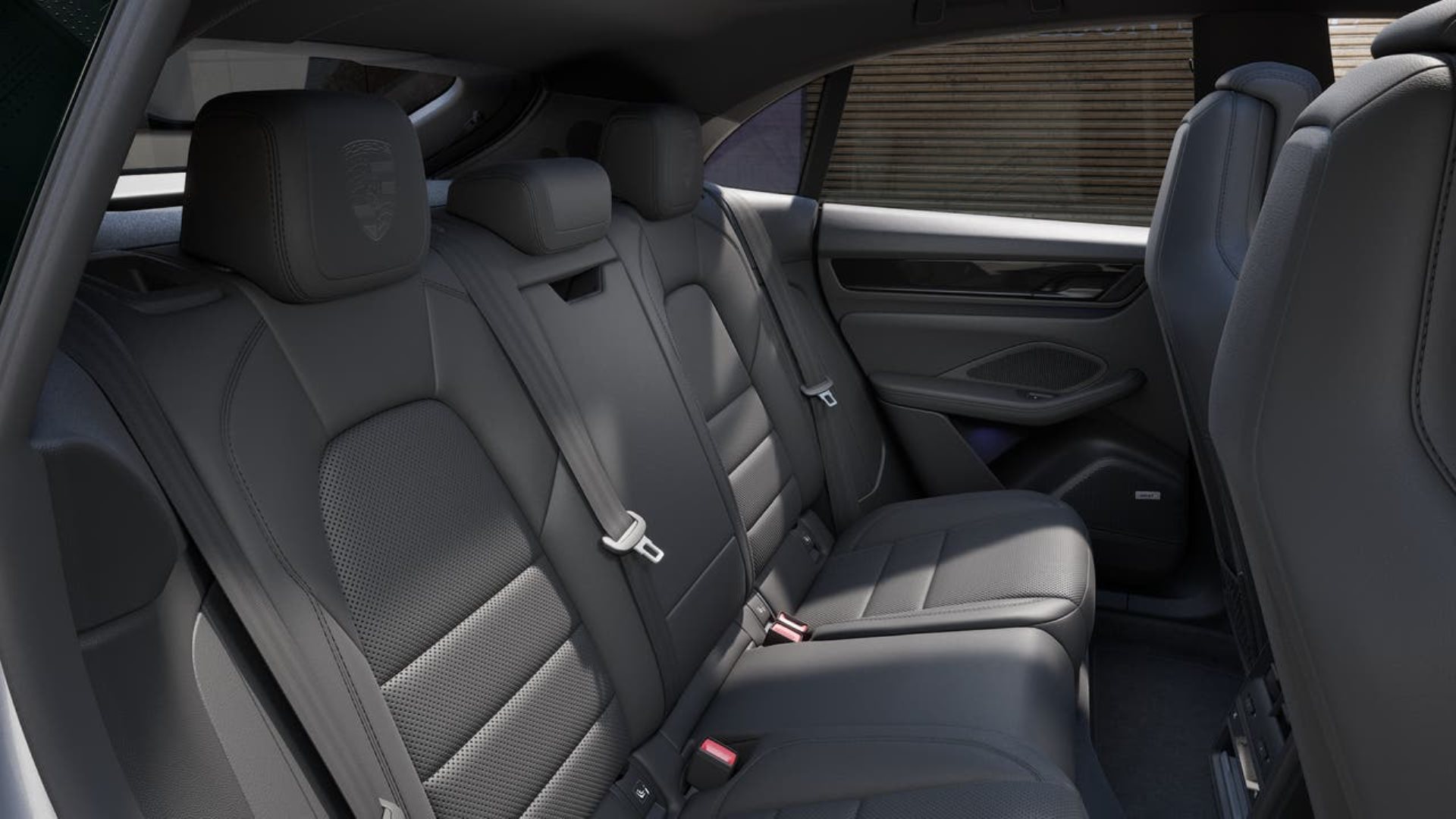 PORSCHE Macan 4-image-12